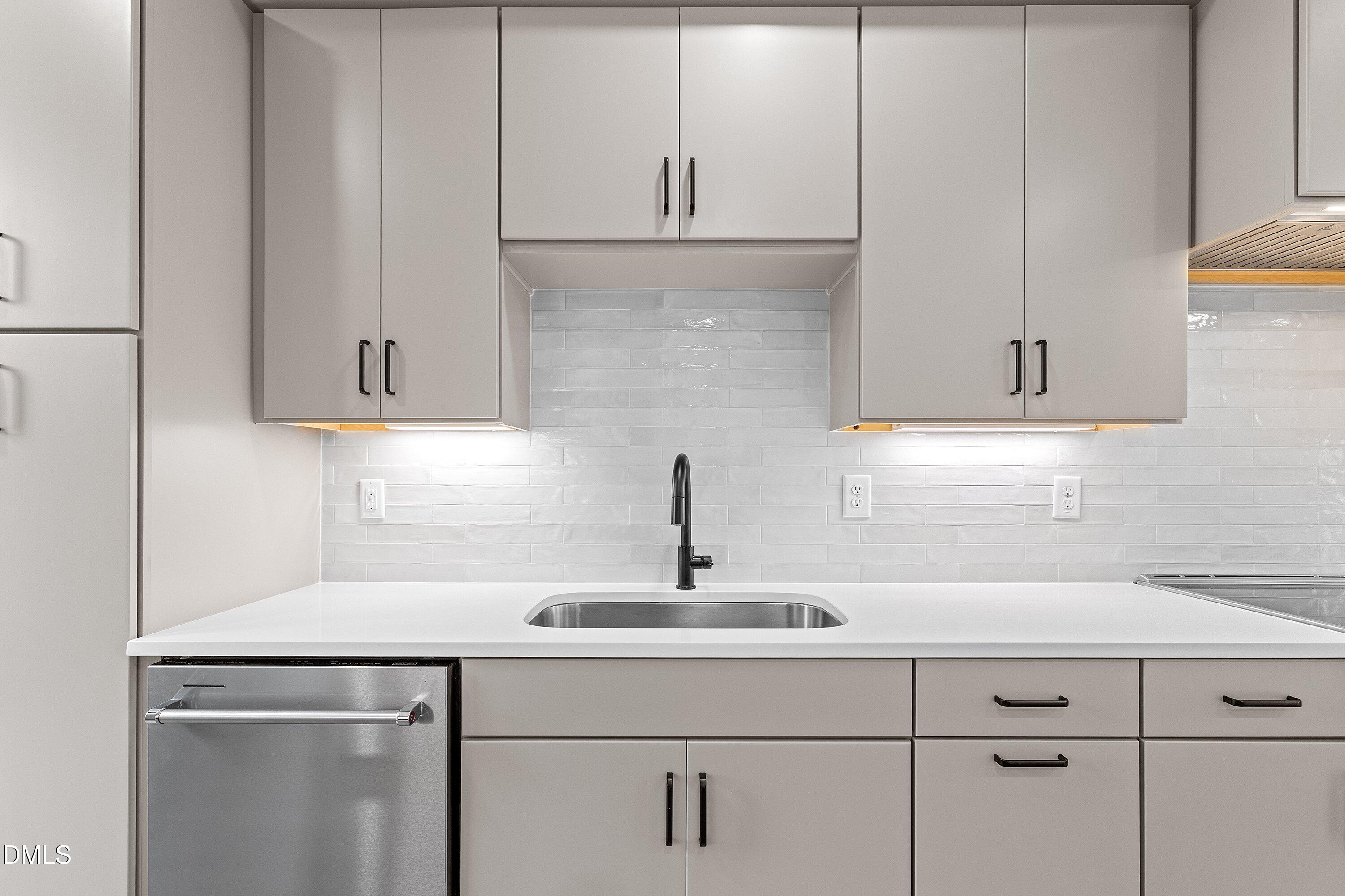 512 Gordon Street #304