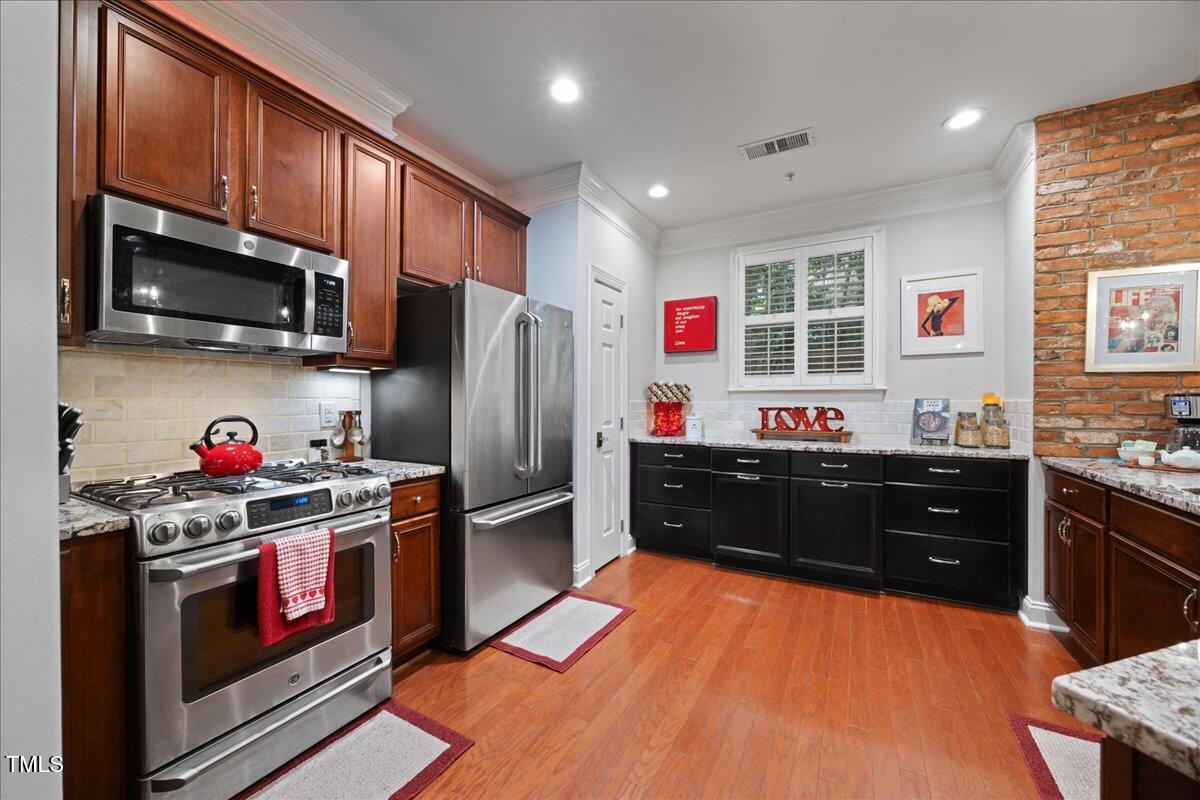 10400 Rosegate Court 3