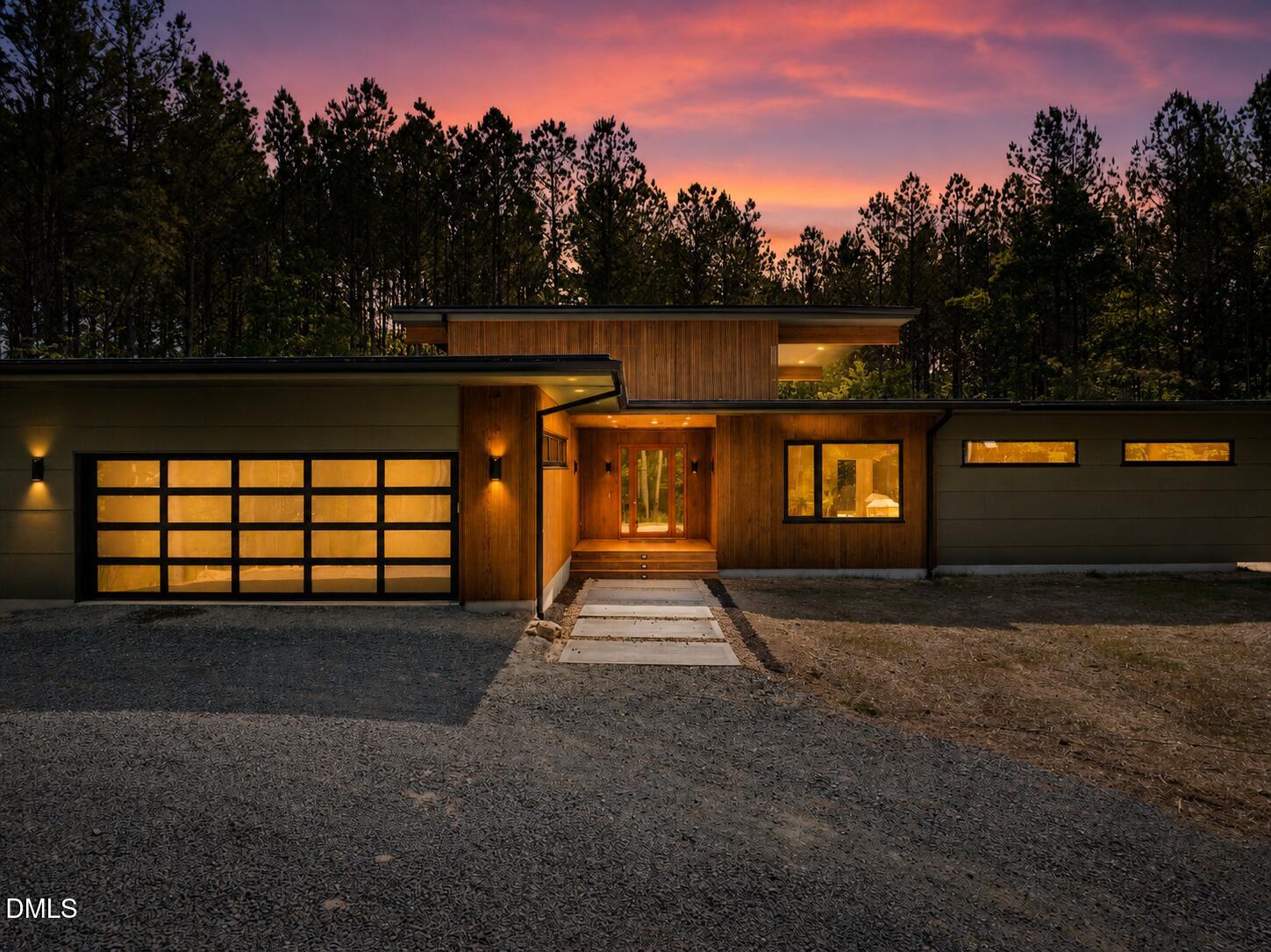 4637 Array Drive