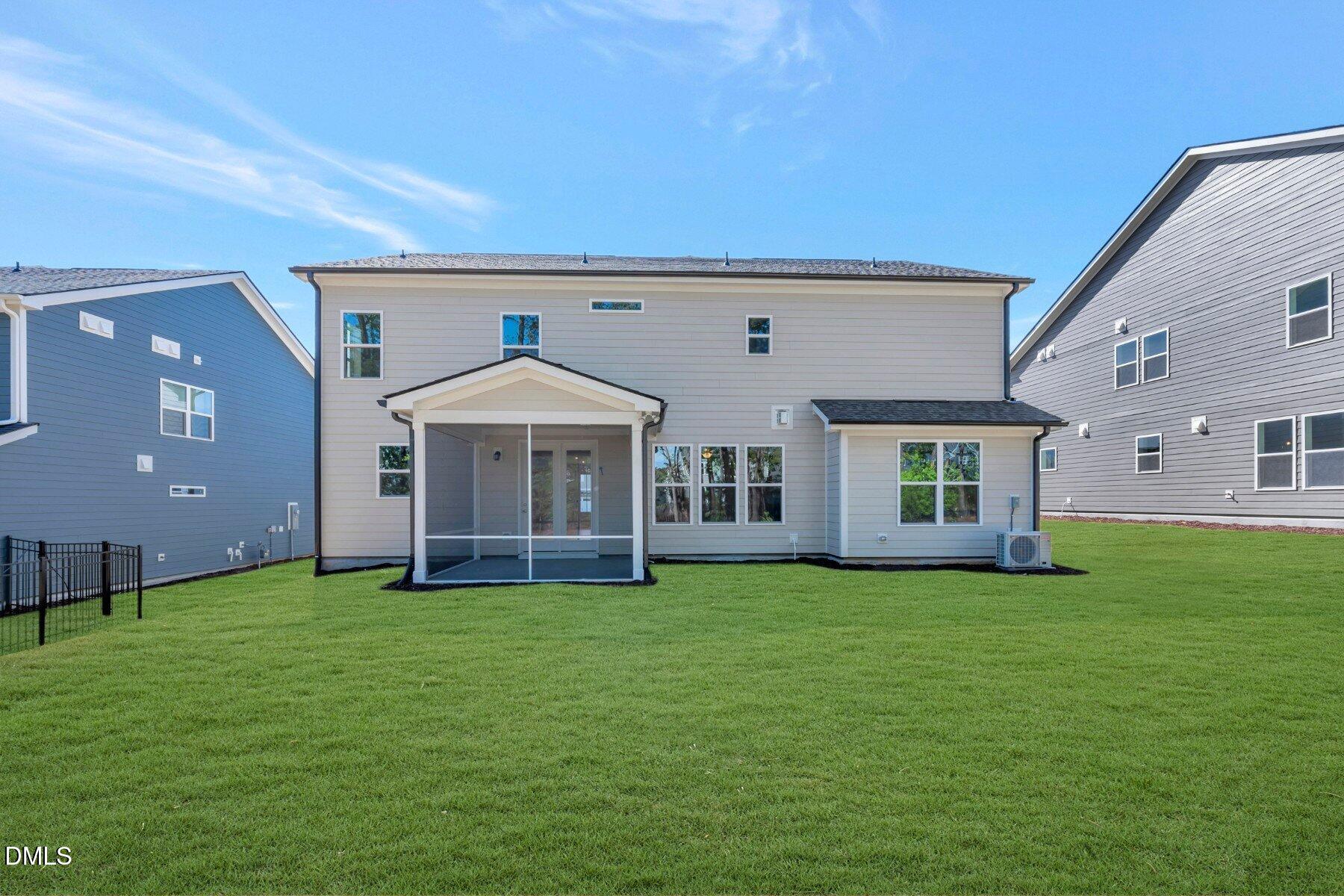 1221 Opal Lane