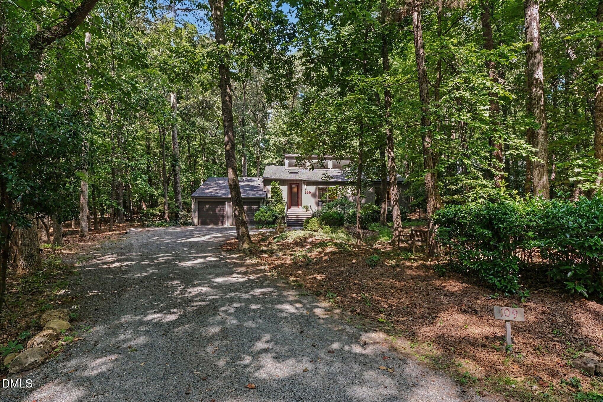 109 Creekwood