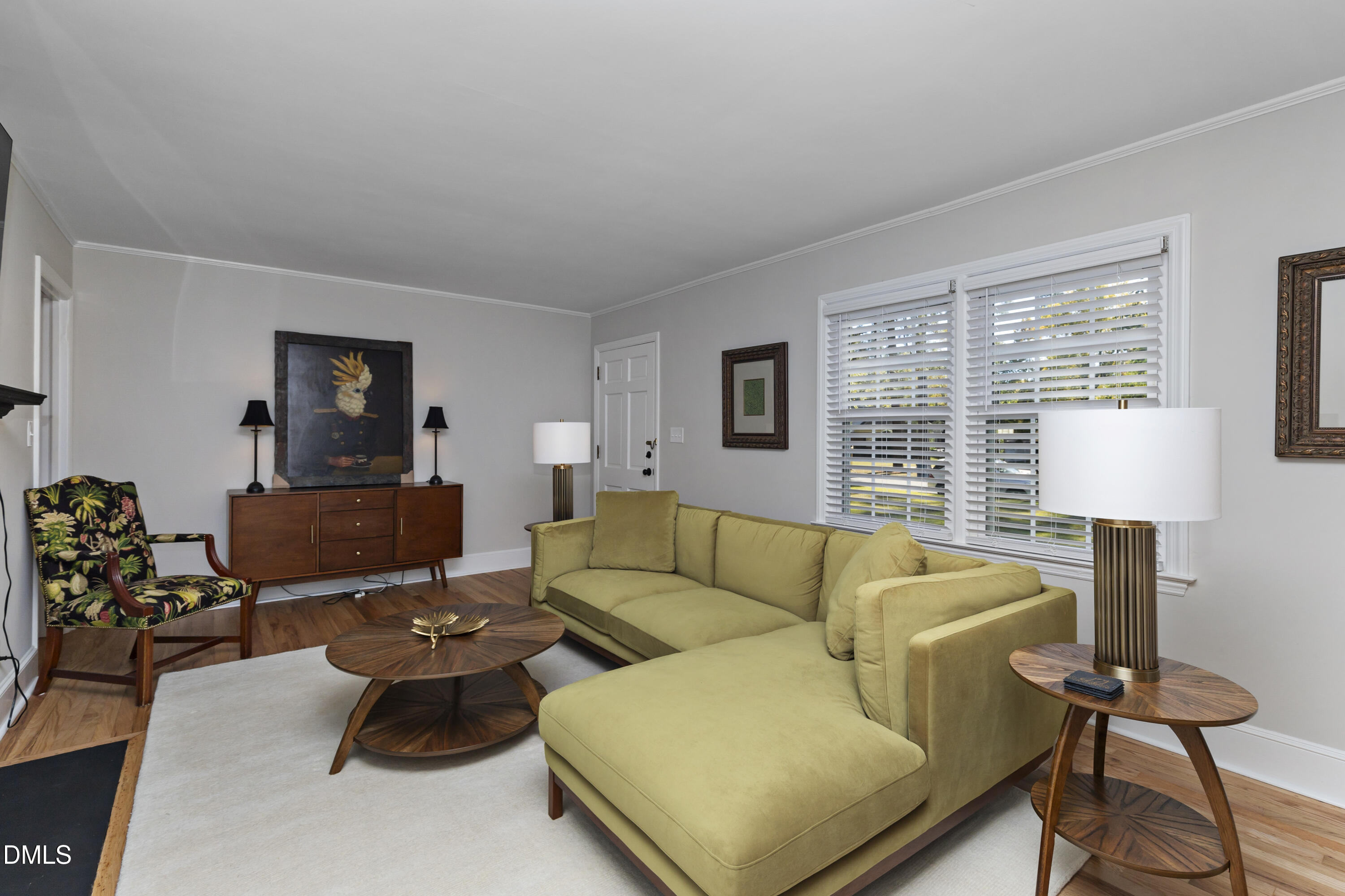 1006 W Divine Street