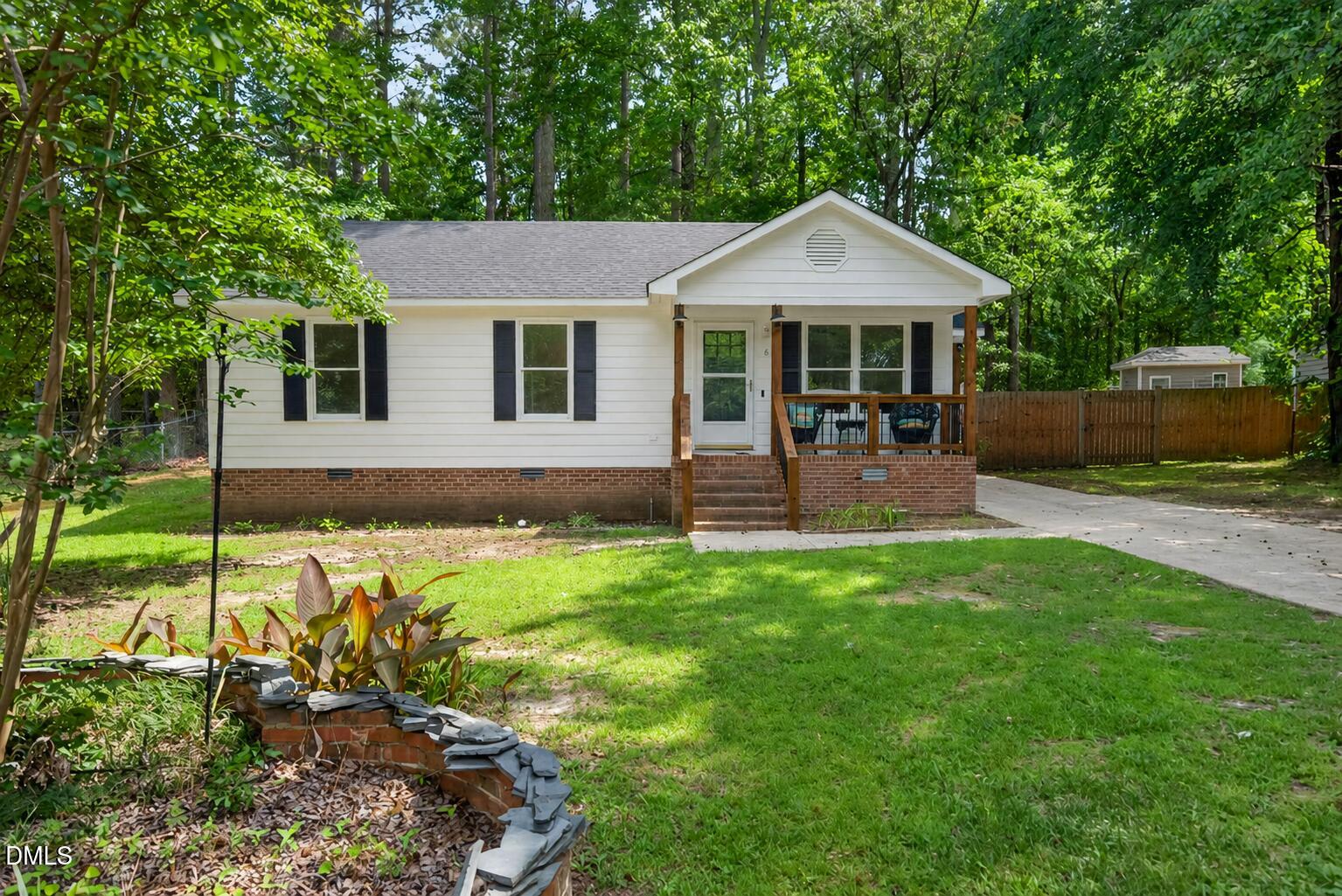 6 Olde Tavern Drive