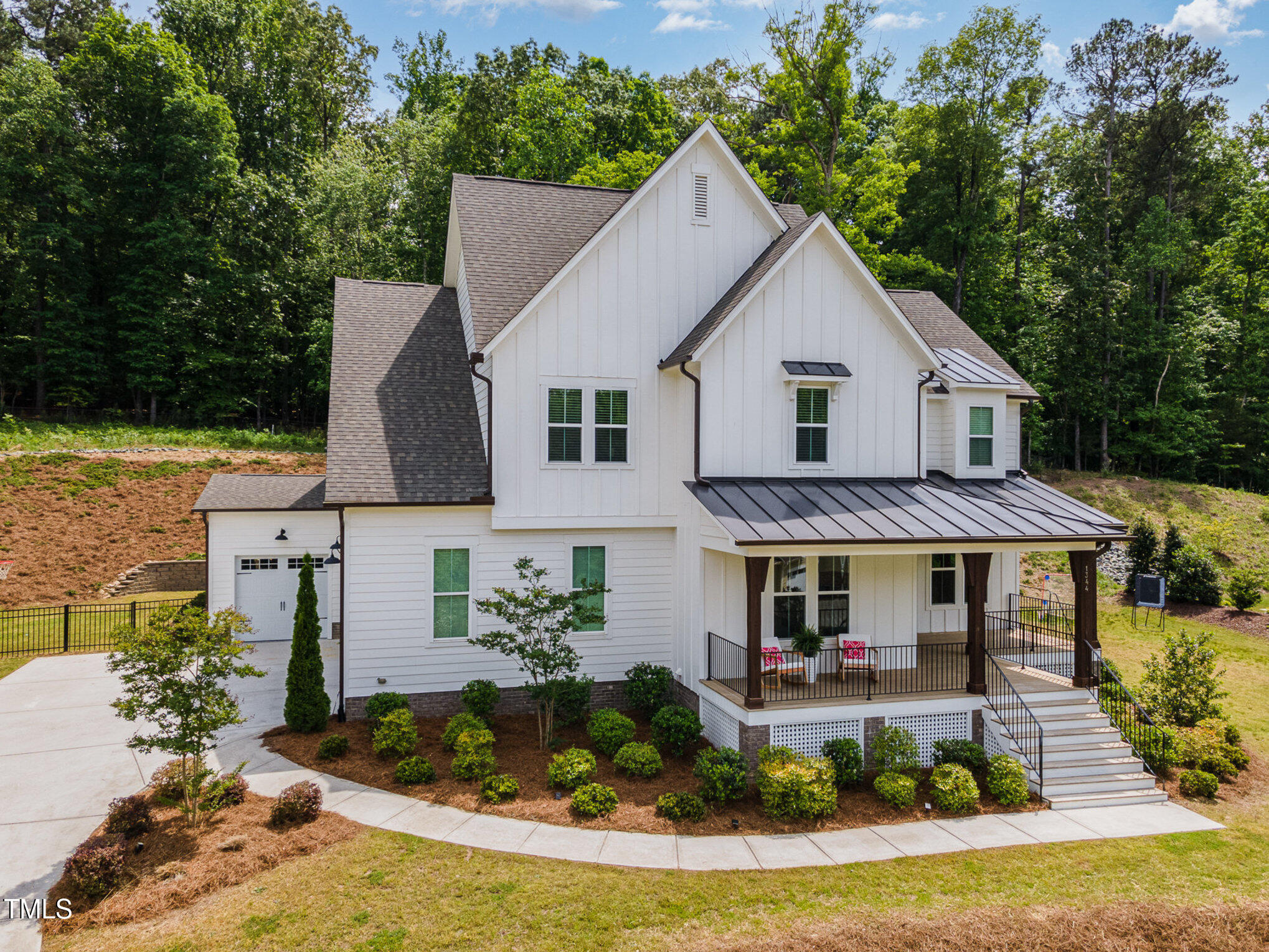 1344 Legend Oaks Drive Drive