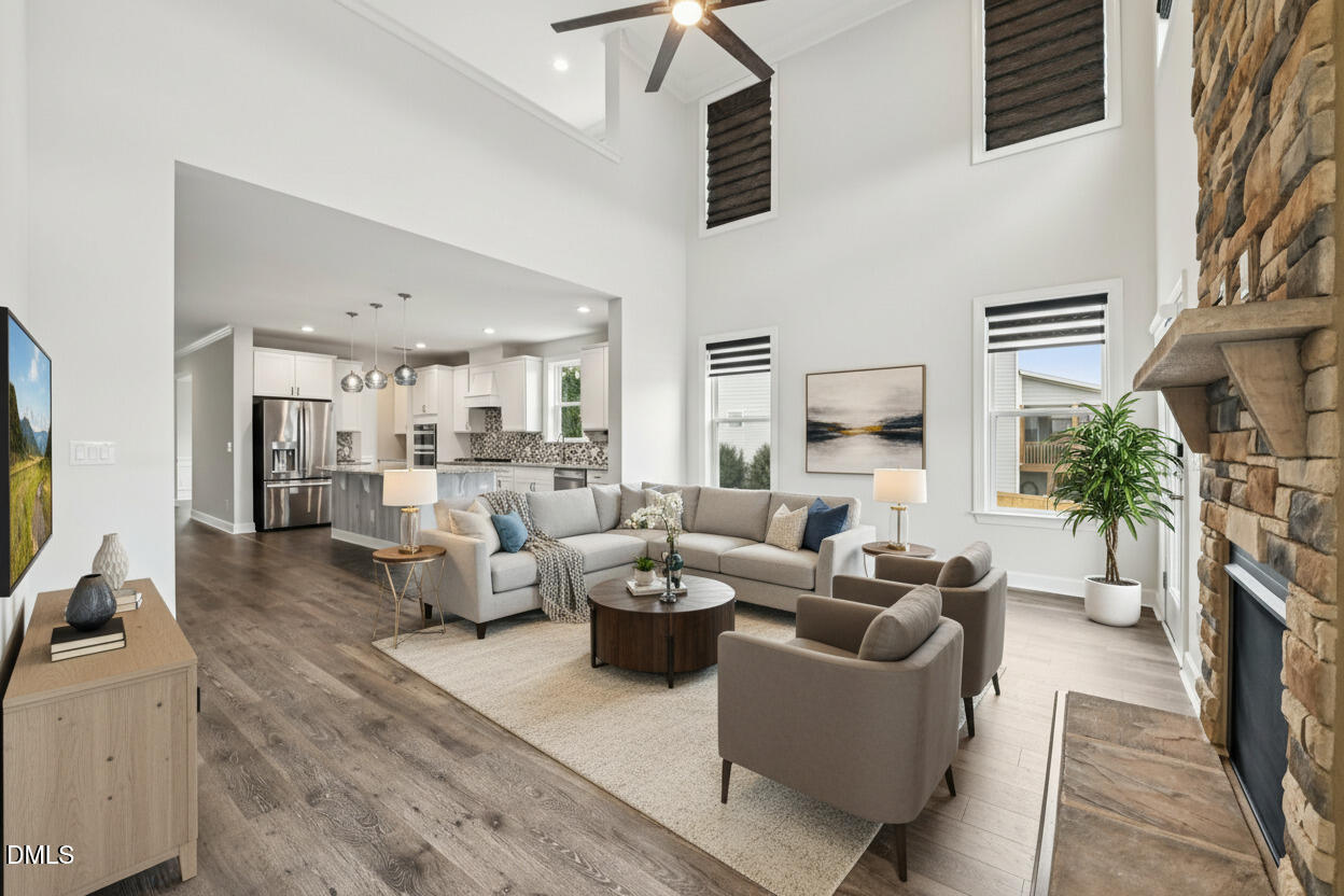 6633 Penfield Street