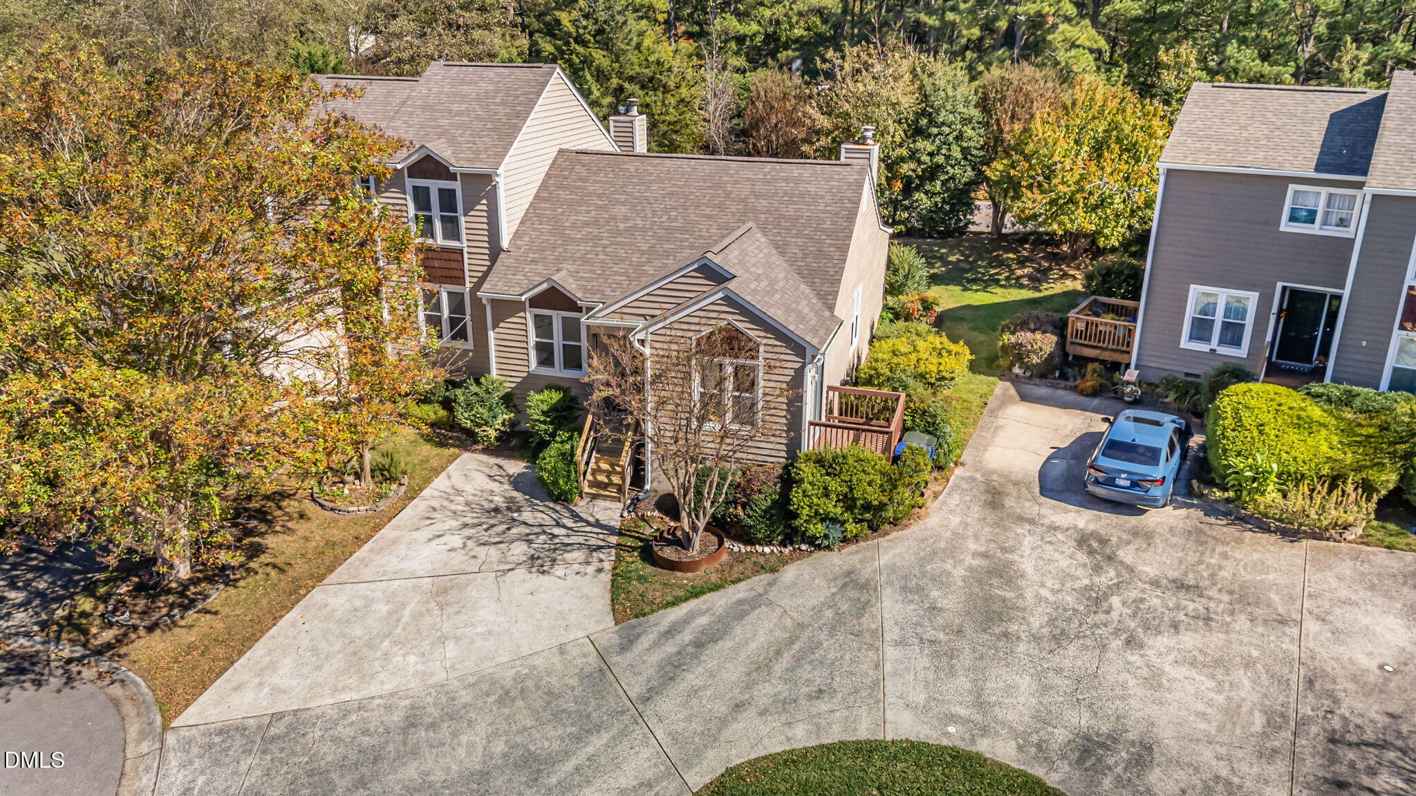 7 Applewood Square