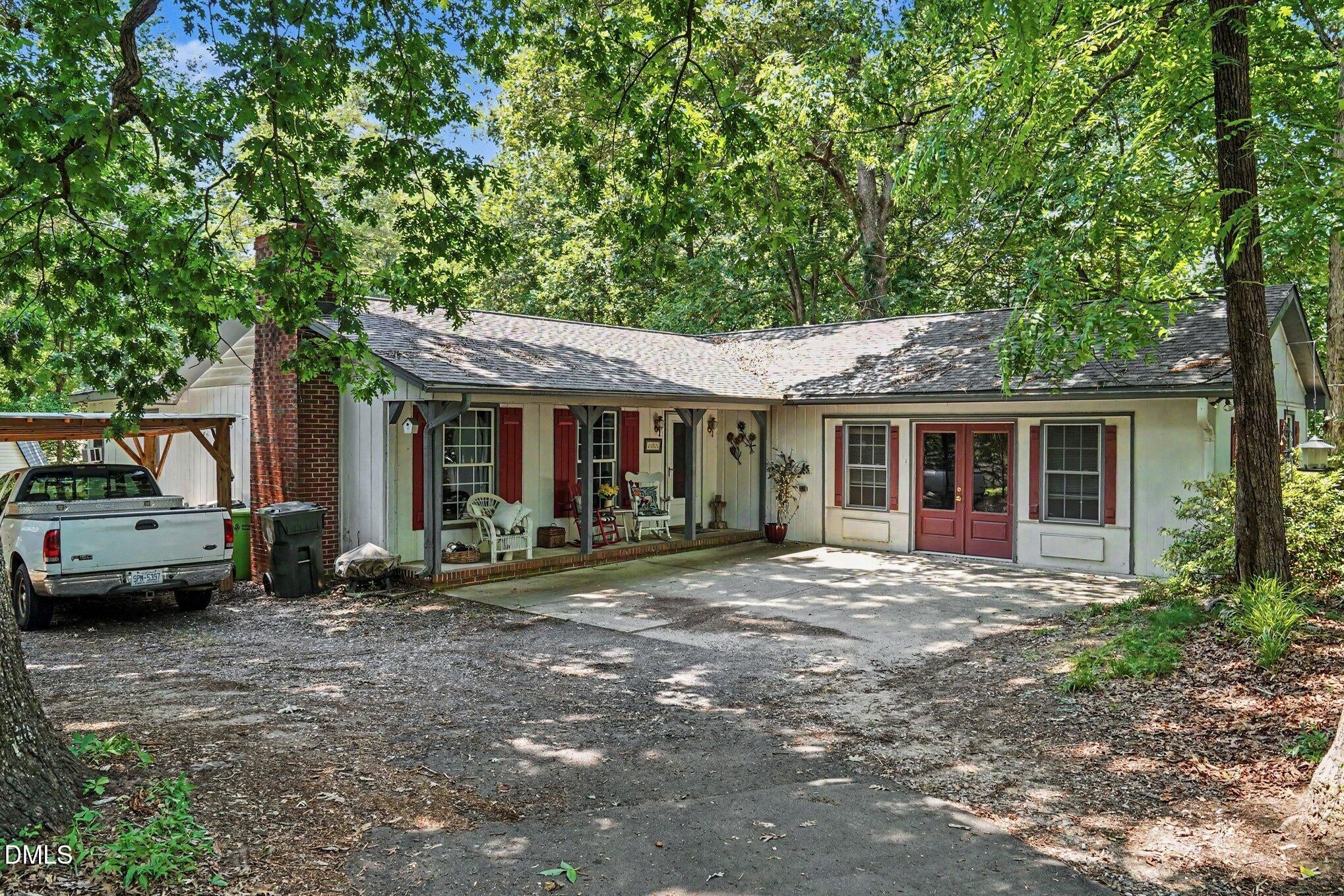 7316 Fox Road