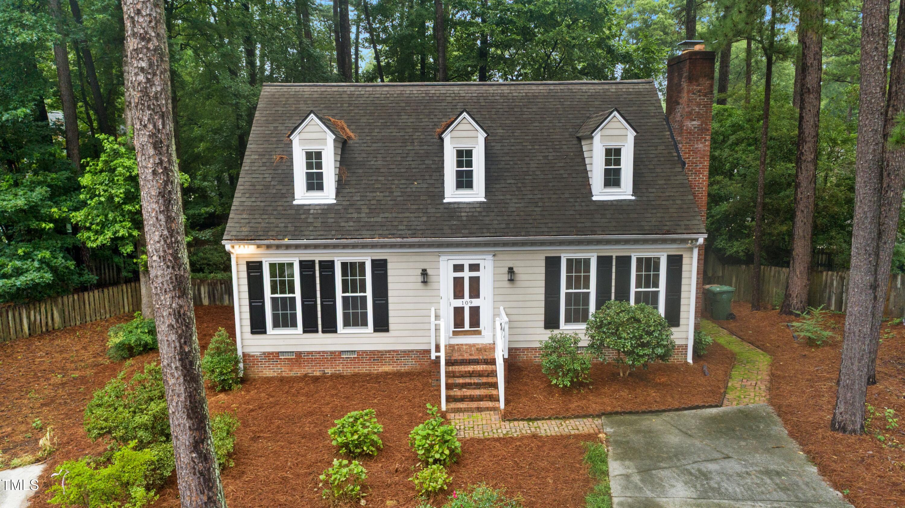 109 Grey Fox Court