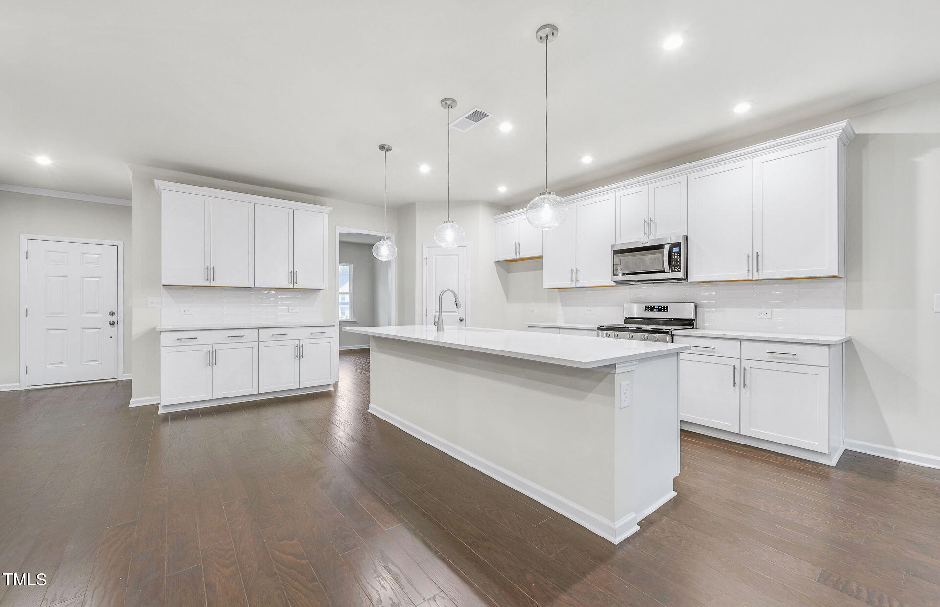 1103 Freestone Road