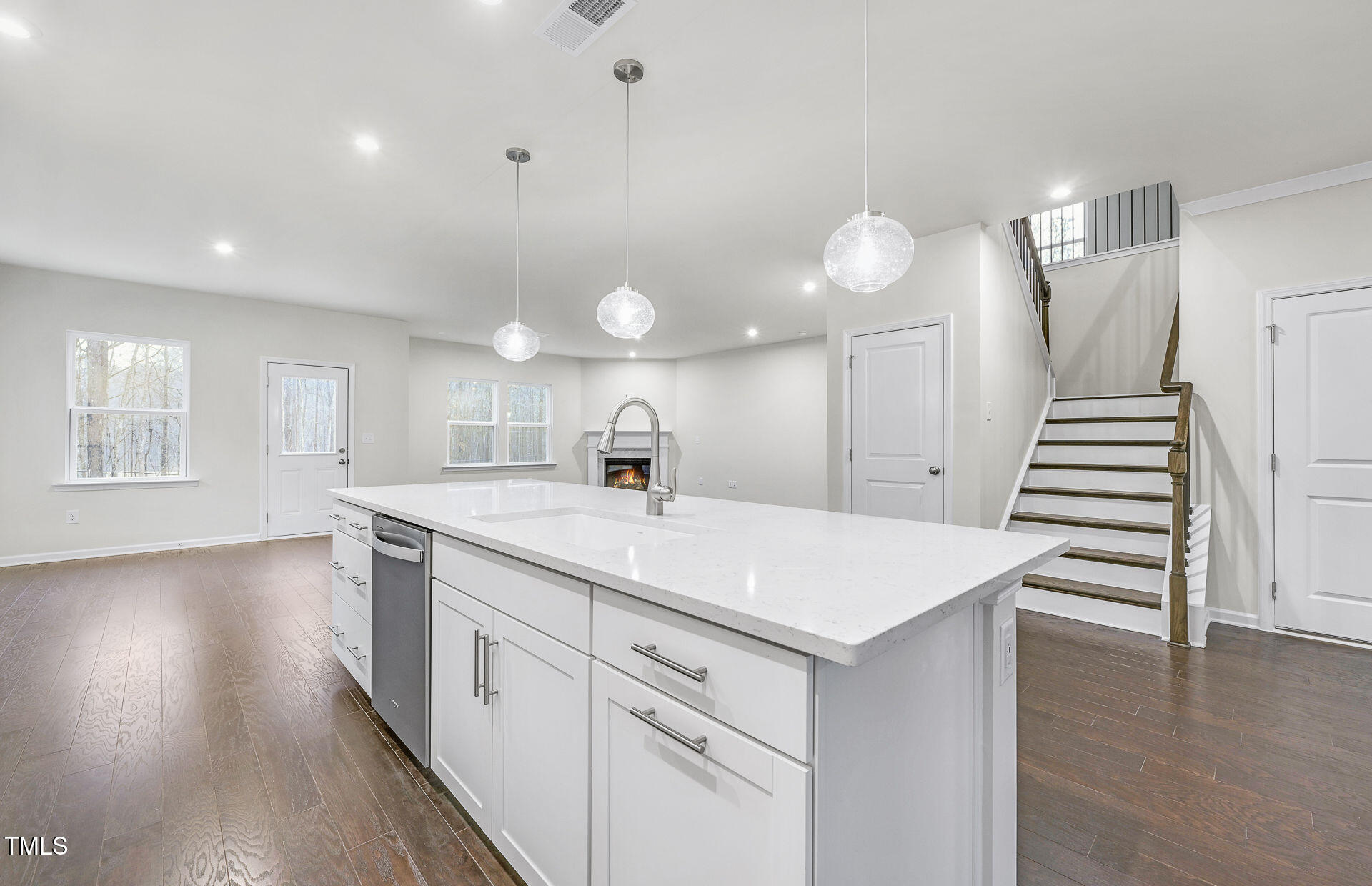 1103 Freestone Road