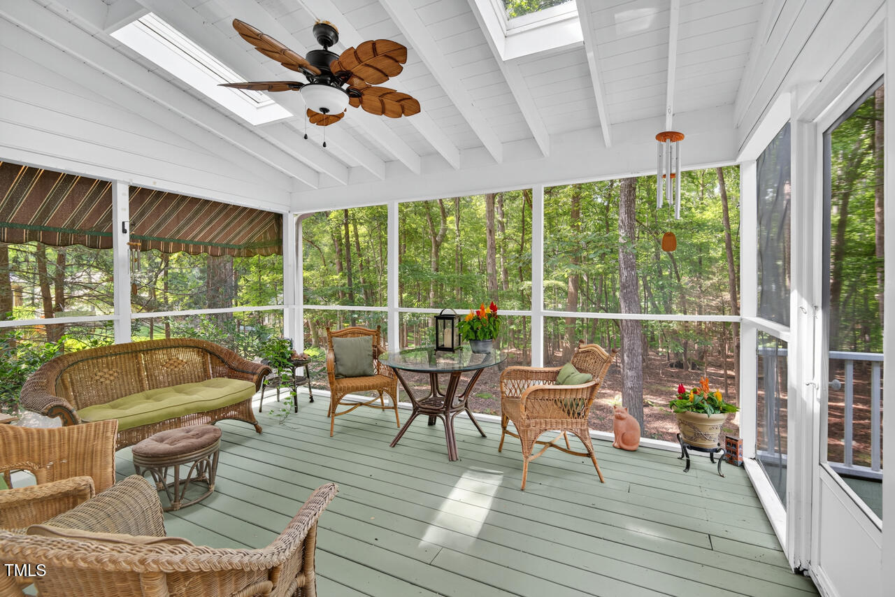 Hillsborough, North Carolina 27278, United States, 4 Bedrooms Bedrooms, ,3 BathroomsBathrooms,Residential,Active,198978