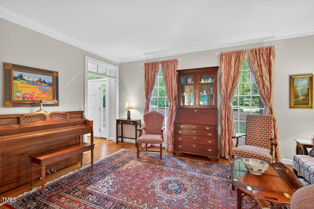 Hillsborough, North Carolina 27278, United States, 4 Bedrooms Bedrooms, ,3 BathroomsBathrooms,Residential,Active,198978