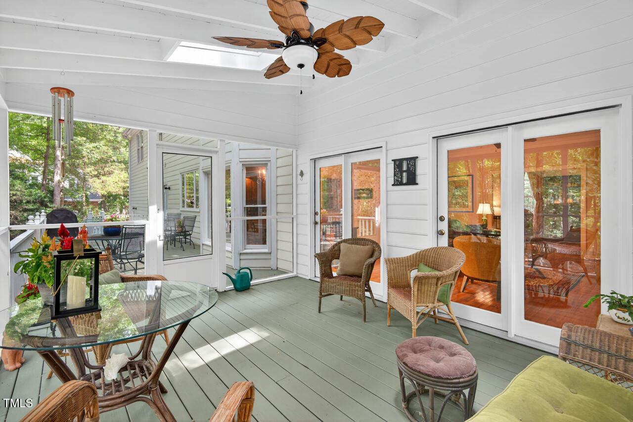 Hillsborough, North Carolina 27278, United States, 4 Bedrooms Bedrooms, ,3 BathroomsBathrooms,Residential,Active,198978