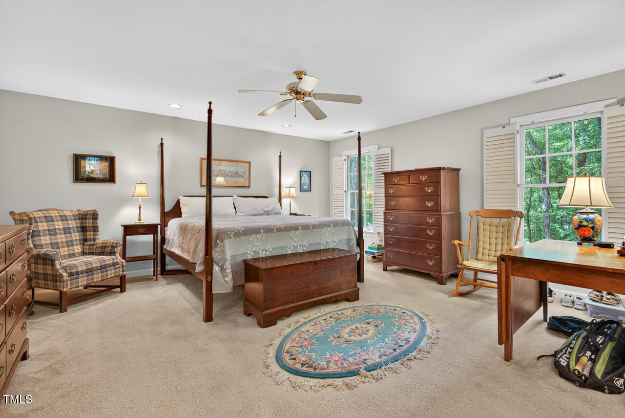 Hillsborough, North Carolina 27278, United States, 4 Bedrooms Bedrooms, ,3 BathroomsBathrooms,Residential,Active,198978