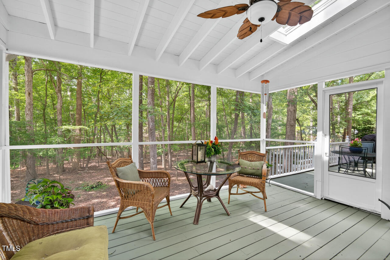 Hillsborough, North Carolina 27278, United States, 4 Bedrooms Bedrooms, ,3 BathroomsBathrooms,Residential,Active,198978