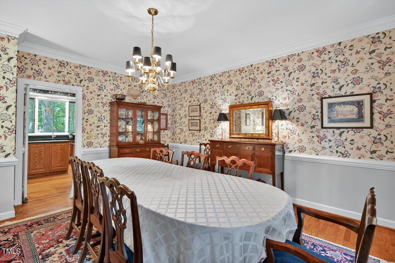 Hillsborough, North Carolina 27278, United States, 4 Bedrooms Bedrooms, ,3 BathroomsBathrooms,Residential,Active,198978