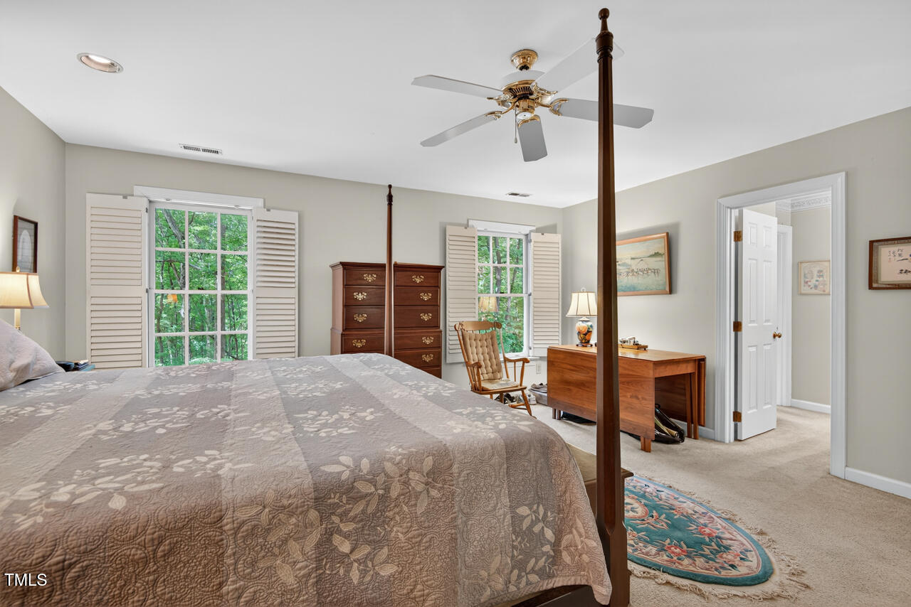 Hillsborough, North Carolina 27278, United States, 4 Bedrooms Bedrooms, ,3 BathroomsBathrooms,Residential,Active,198978