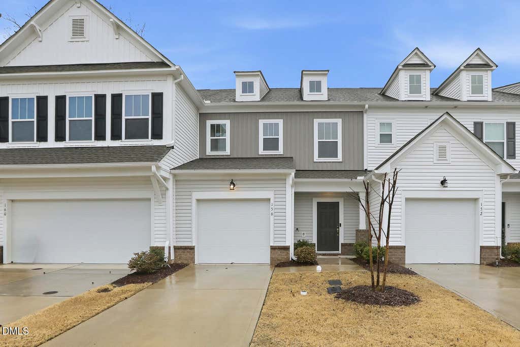 Photo of 156 Willow Green Drive, Clayton, NC 27527 (MLS # 10183100)