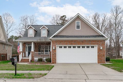 1132 Crystalwater Drive Fuquay Varina NC 27526