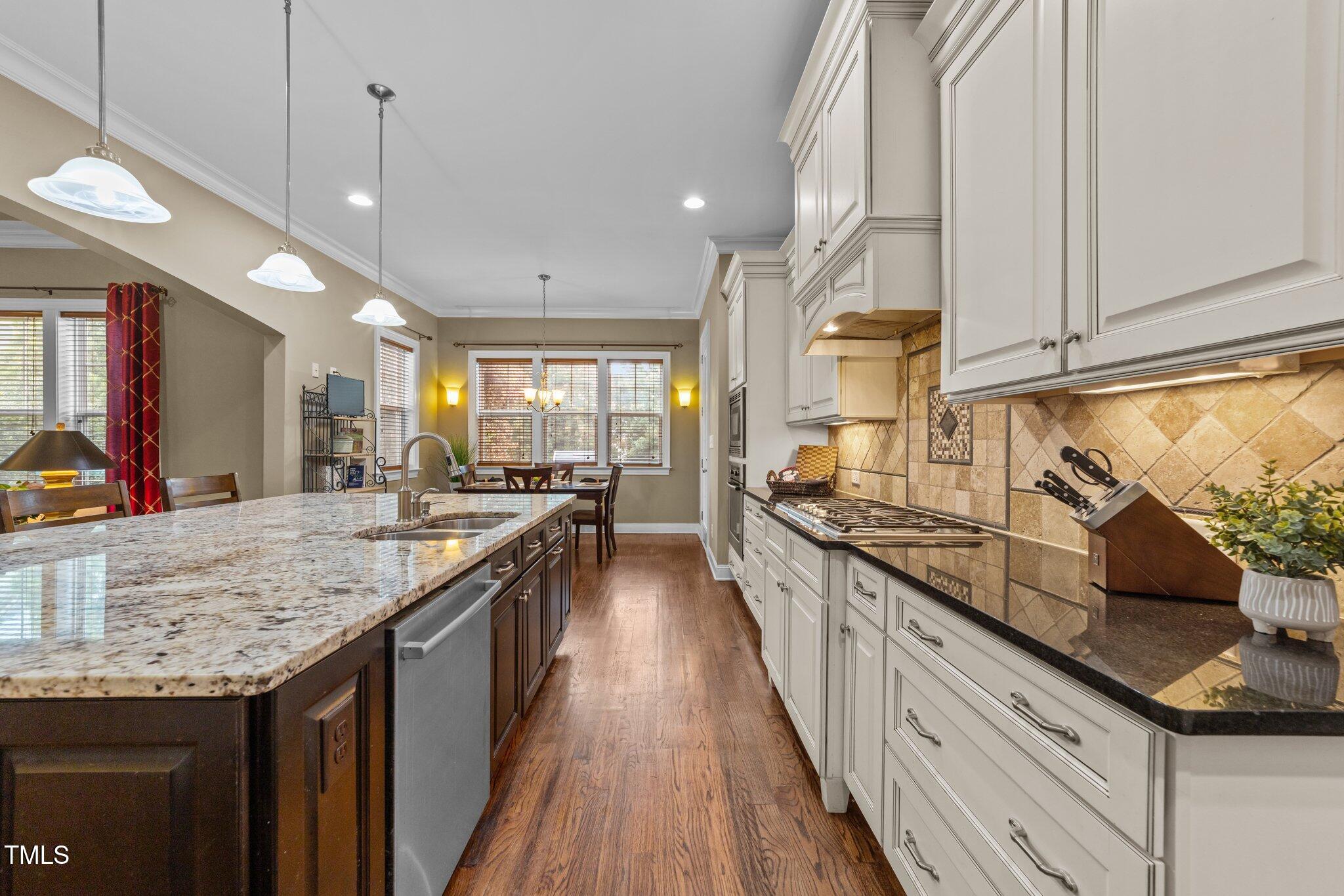 5005 Clyden Cove