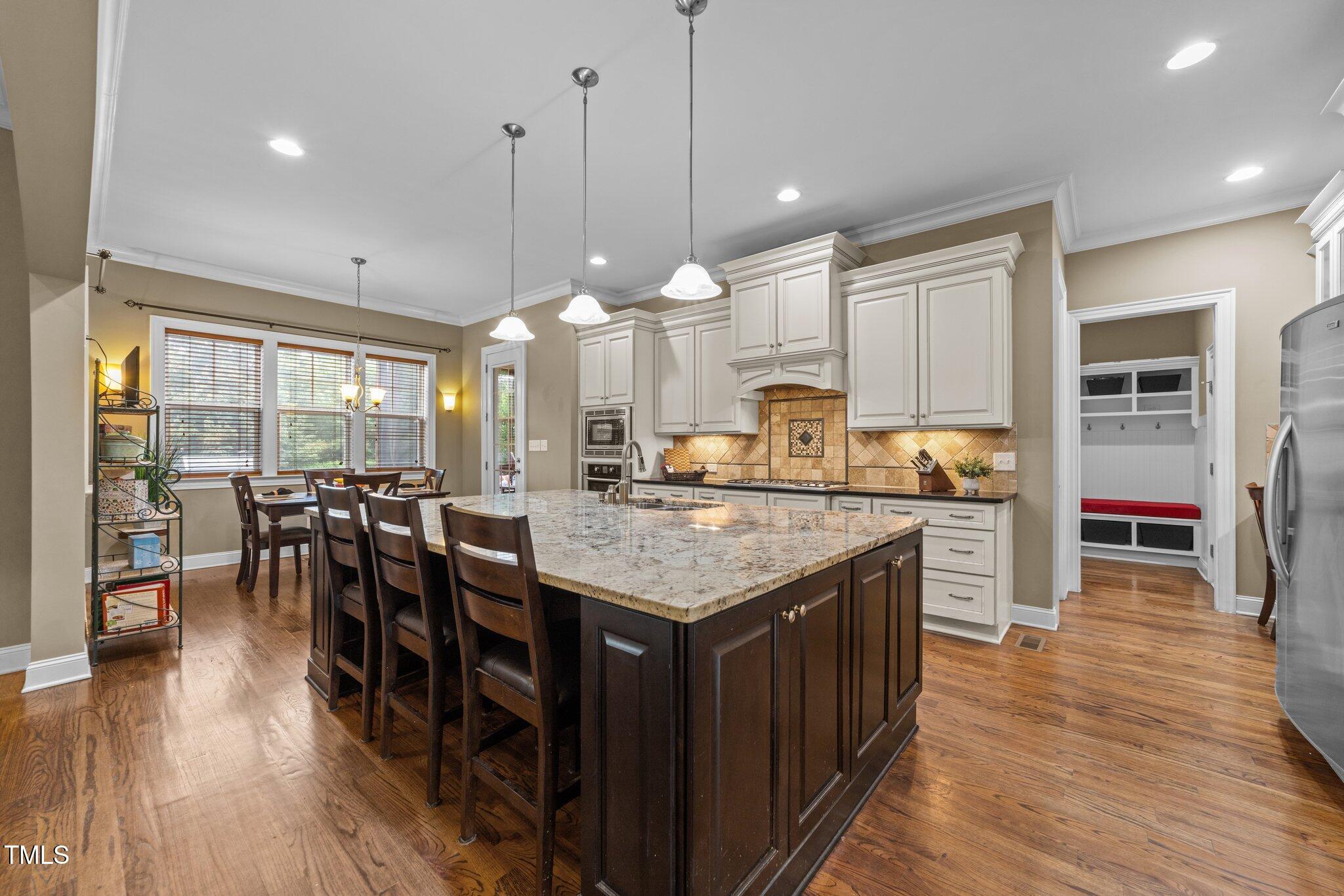5005 Clyden Cove