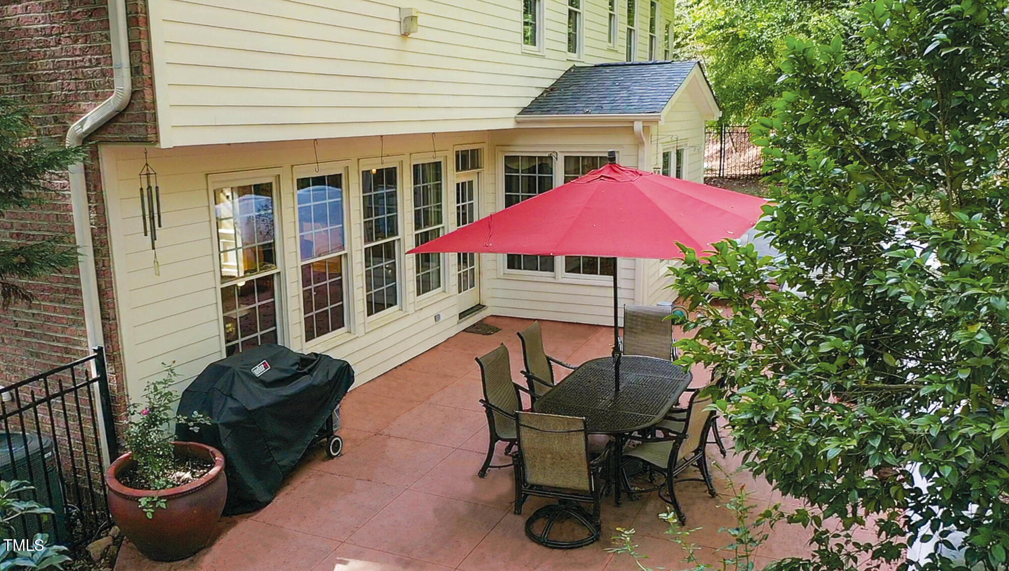 101 Collinson Drive