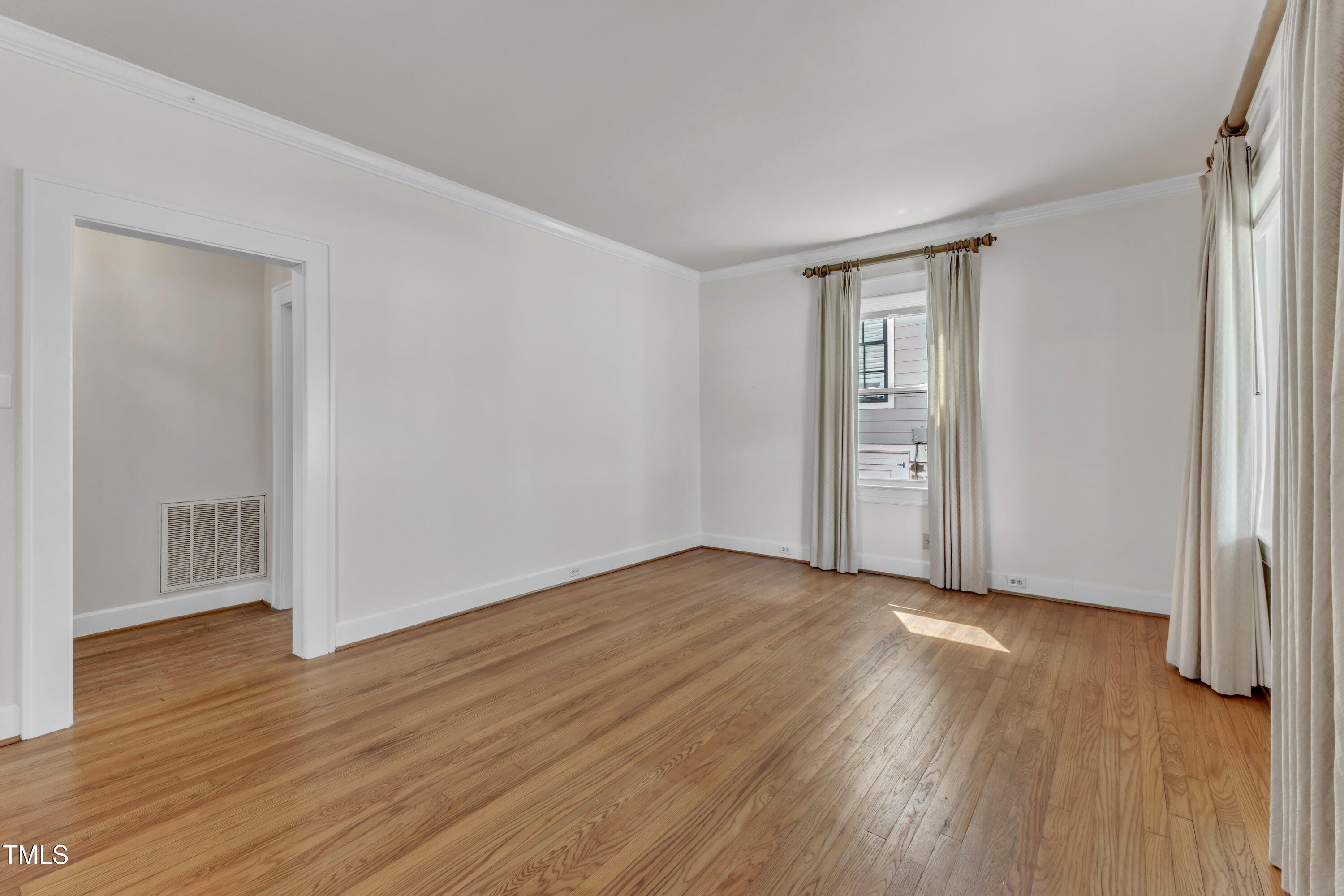 Raleigh, North Carolina 27608, United States, 5 Bedrooms Bedrooms, ,4 BathroomsBathrooms,Residential,Active,157652