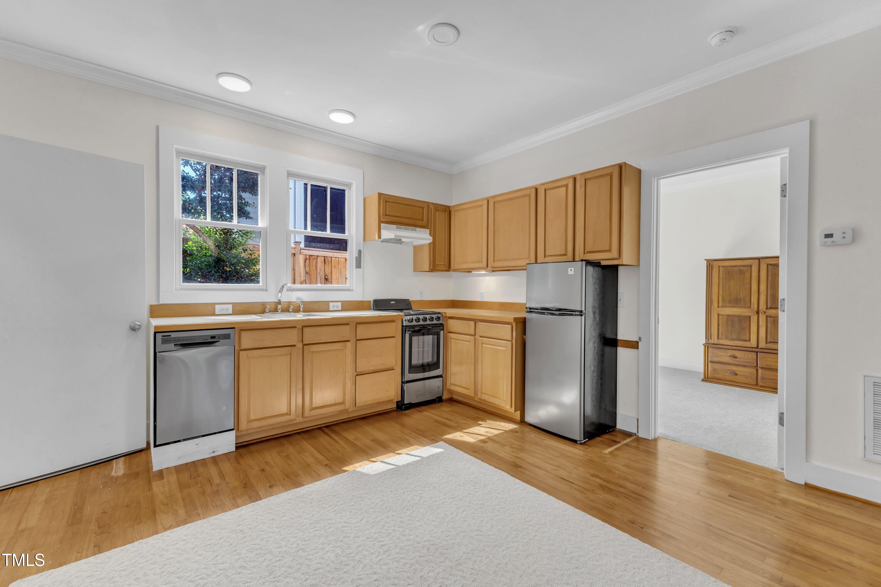 Raleigh, North Carolina 27608, United States, 5 Bedrooms Bedrooms, ,4 BathroomsBathrooms,Residential,Active,157652