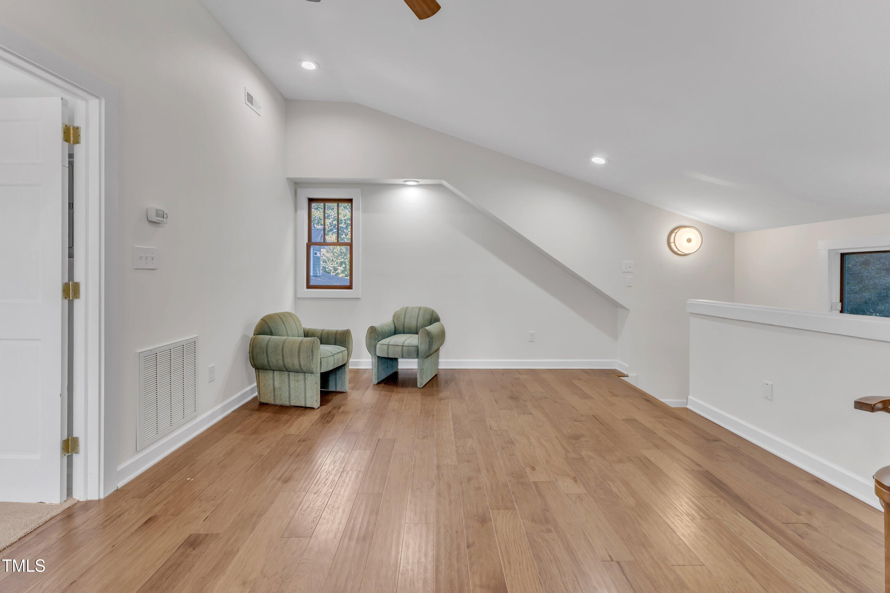 Raleigh, North Carolina 27608, United States, 5 Bedrooms Bedrooms, ,4 BathroomsBathrooms,Residential,Active,157652