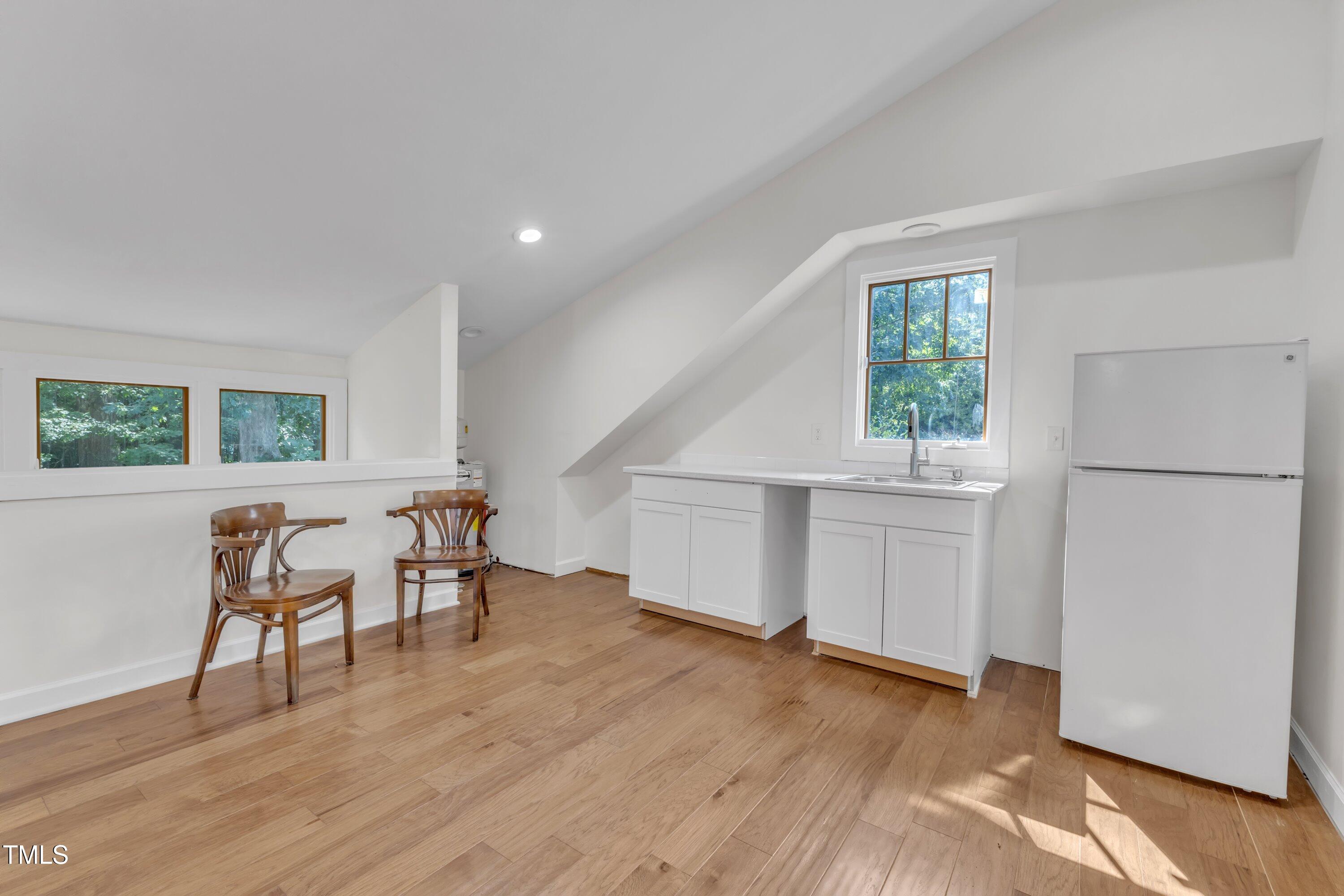 Raleigh, North Carolina 27608, United States, 5 Bedrooms Bedrooms, ,4 BathroomsBathrooms,Residential,Active,157652