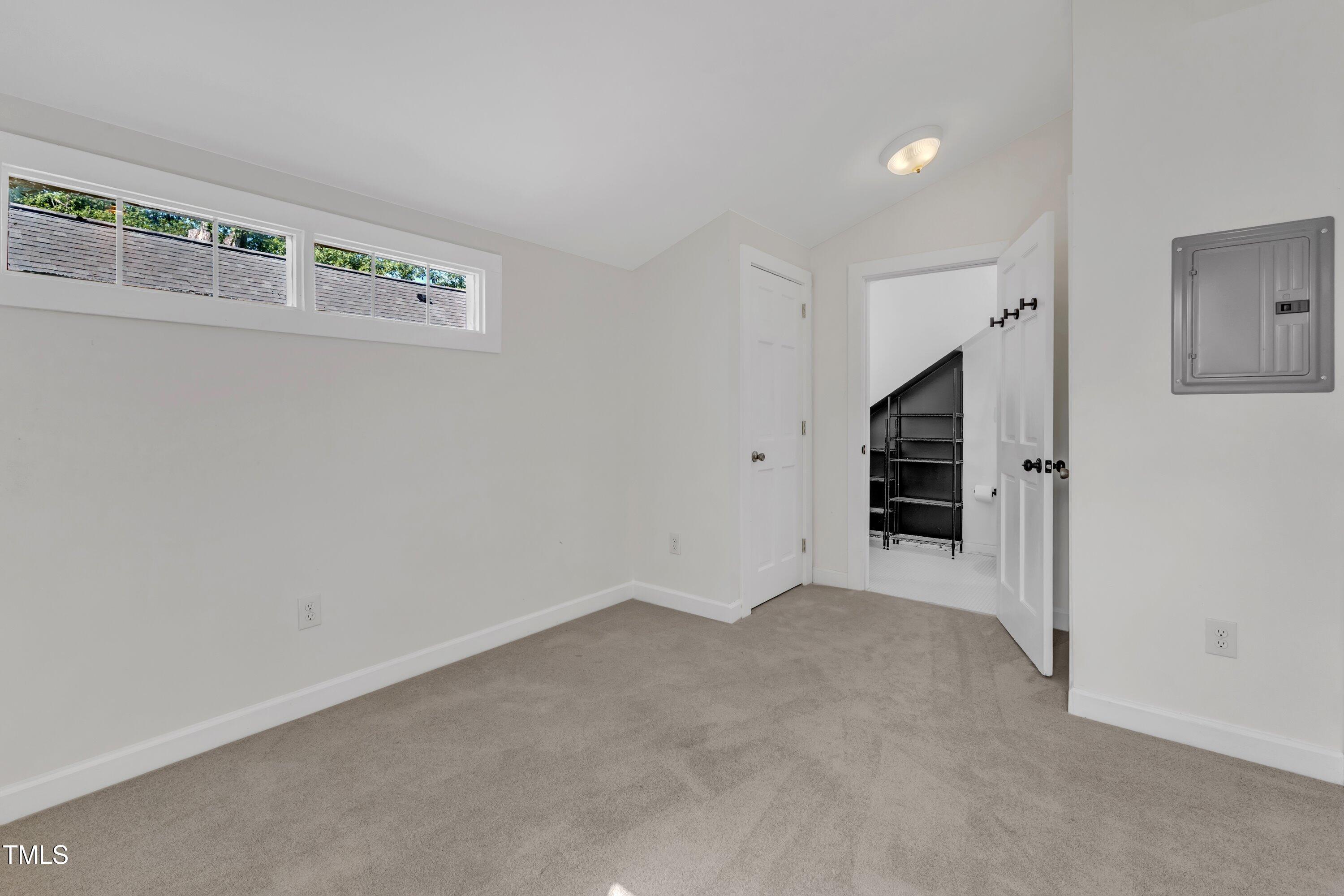 Raleigh, North Carolina 27608, United States, 5 Bedrooms Bedrooms, ,4 BathroomsBathrooms,Residential,Active,157652