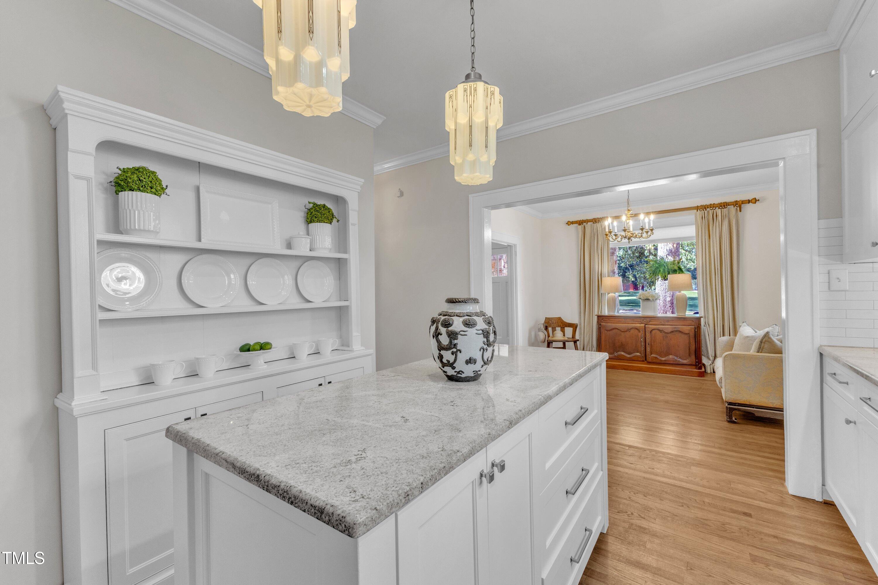 Raleigh, North Carolina 27608, United States, 5 Bedrooms Bedrooms, ,4 BathroomsBathrooms,Residential,Active,157652