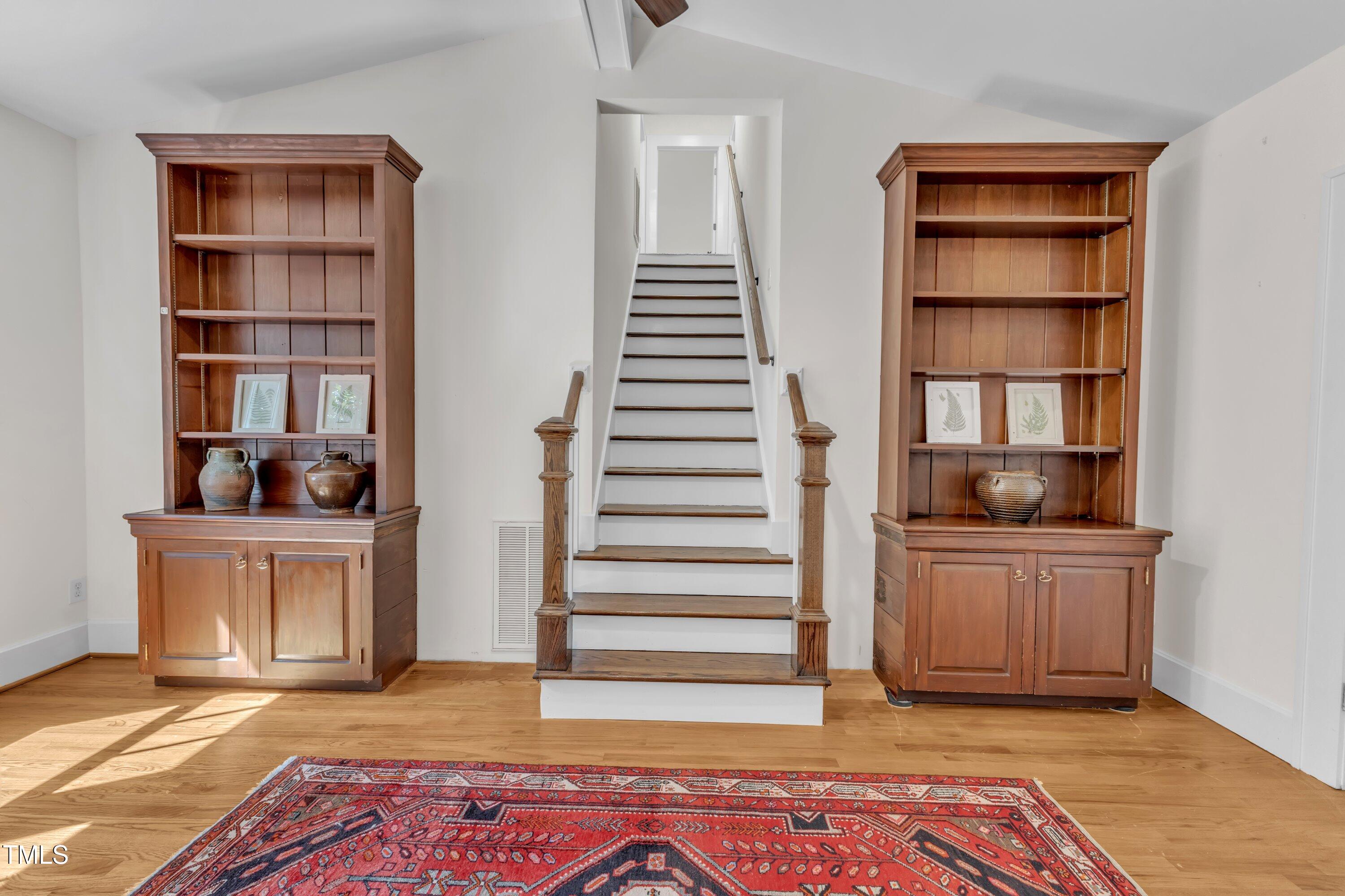 Raleigh, North Carolina 27608, United States, 5 Bedrooms Bedrooms, ,4 BathroomsBathrooms,Residential,Active,157652