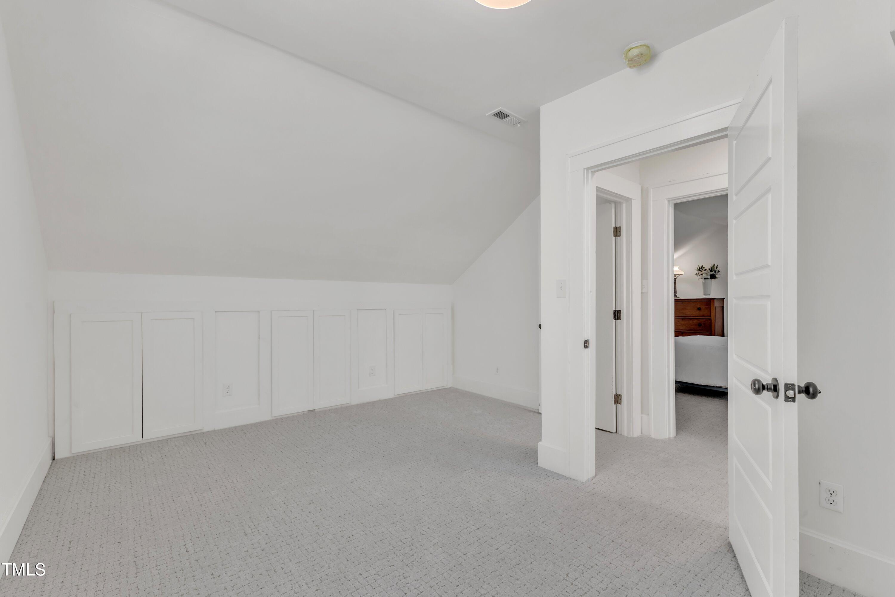 Raleigh, North Carolina 27608, United States, 5 Bedrooms Bedrooms, ,4 BathroomsBathrooms,Residential,Active,157652