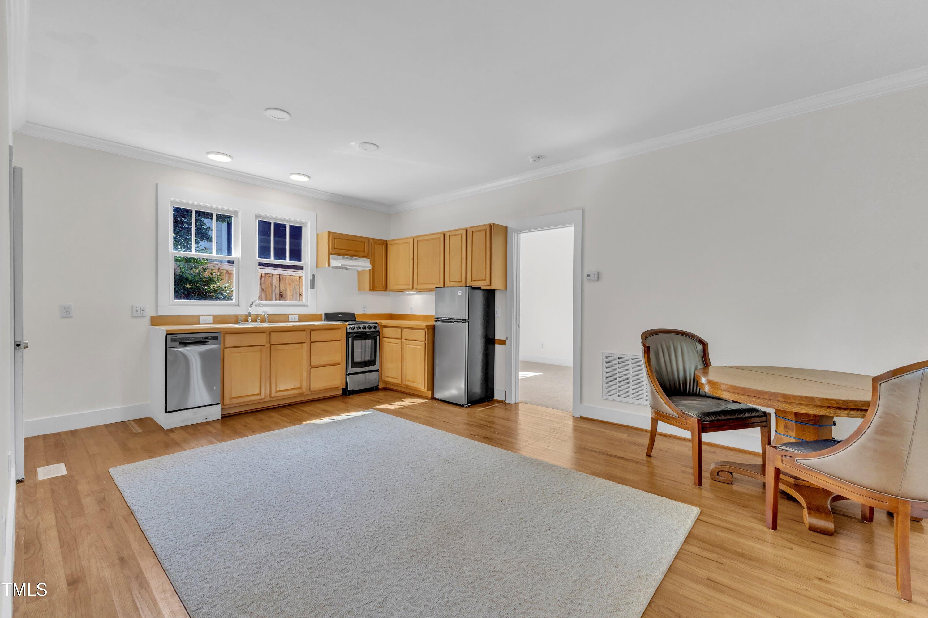 Raleigh, North Carolina 27608, United States, 5 Bedrooms Bedrooms, ,4 BathroomsBathrooms,Residential,Active,157652