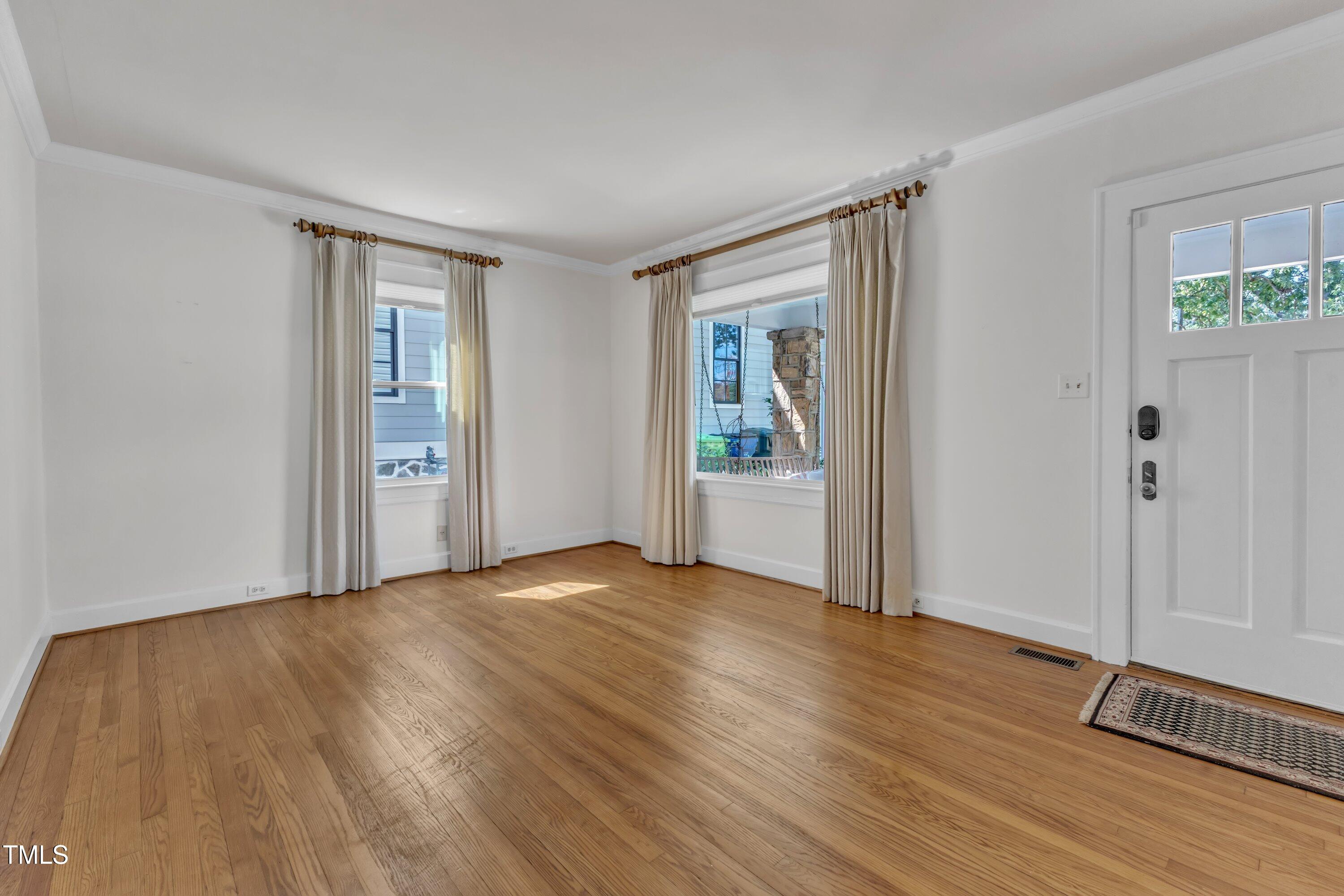 Raleigh, North Carolina 27608, United States, 5 Bedrooms Bedrooms, ,4 BathroomsBathrooms,Residential,Active,157652