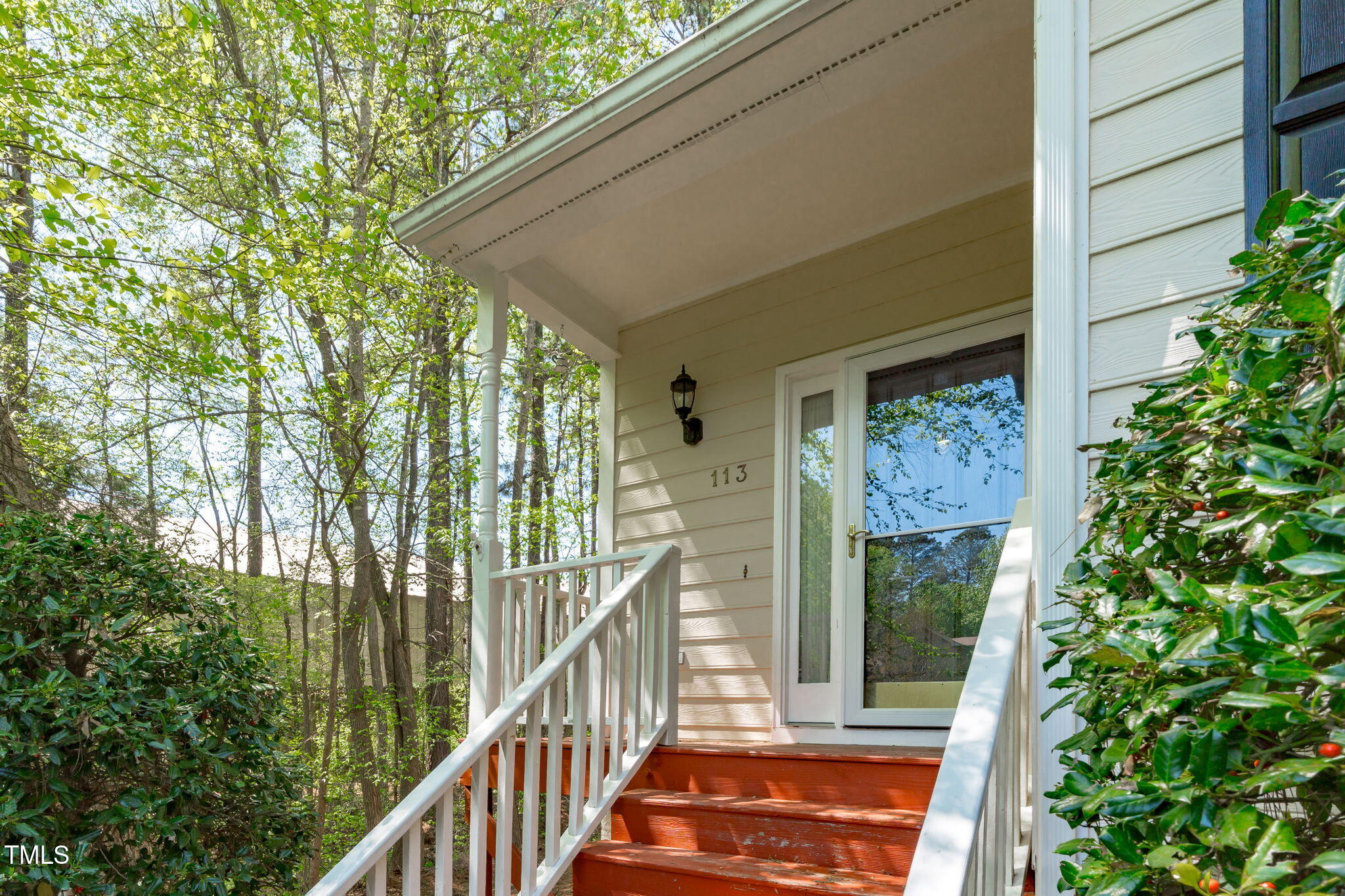 113 Weatherhill Point