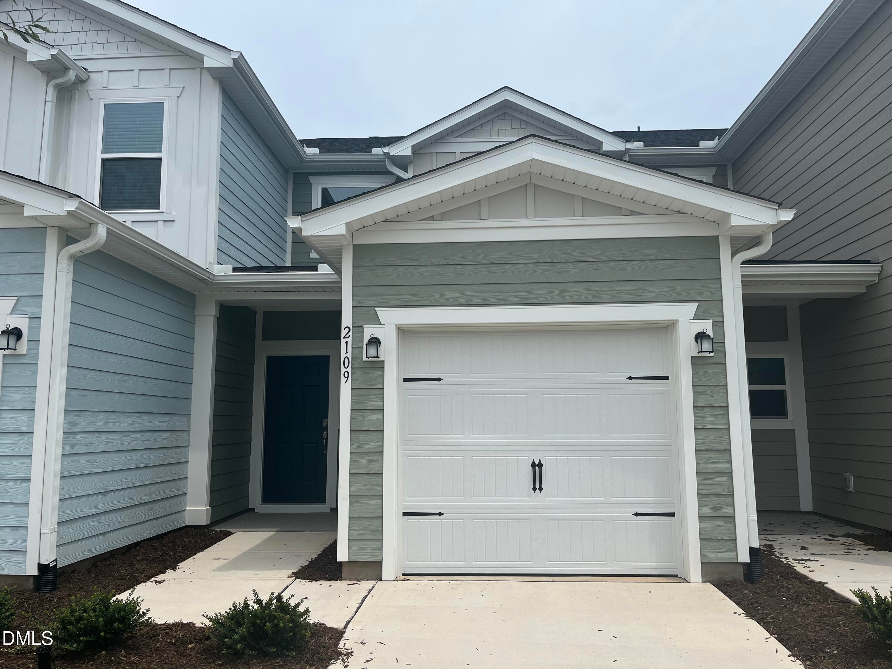 2109 Oakdale Drive