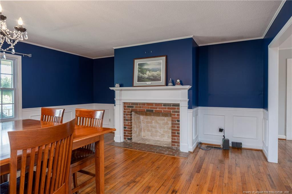 211 Edgewood Avenue