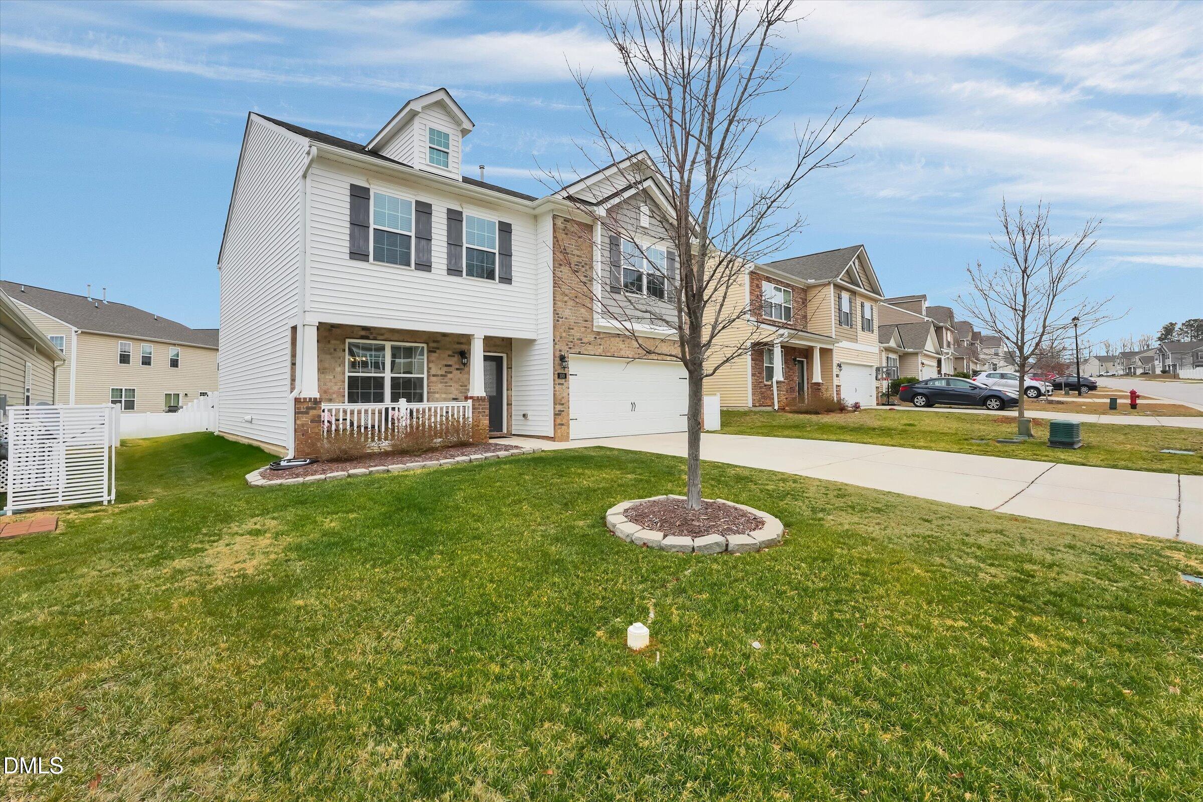 100 N Great White Way