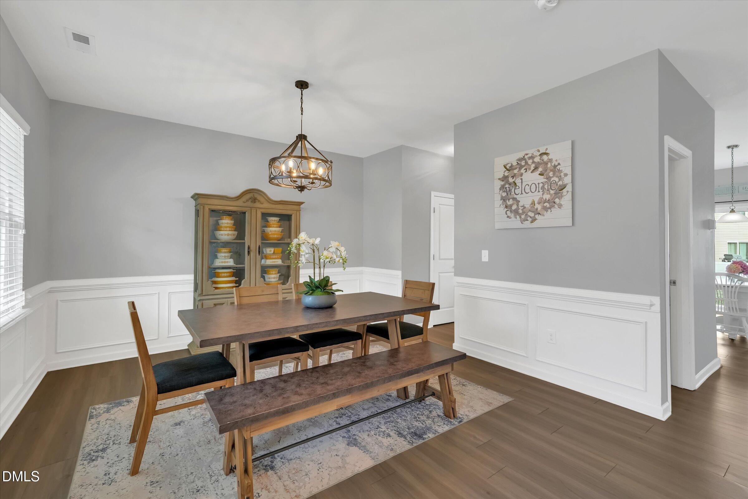 100 N Great White Way