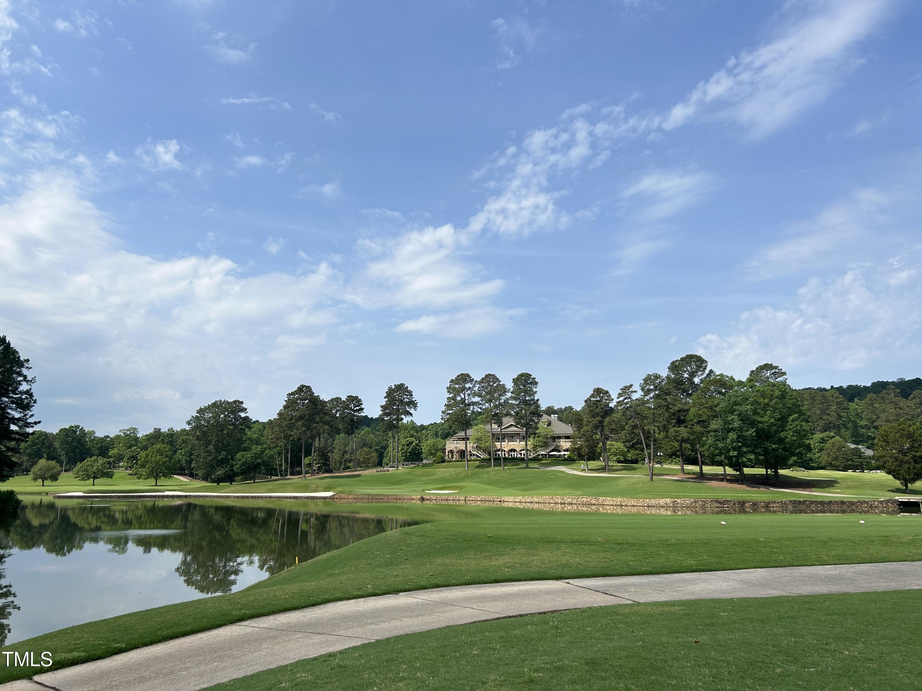 11467 Club Drive