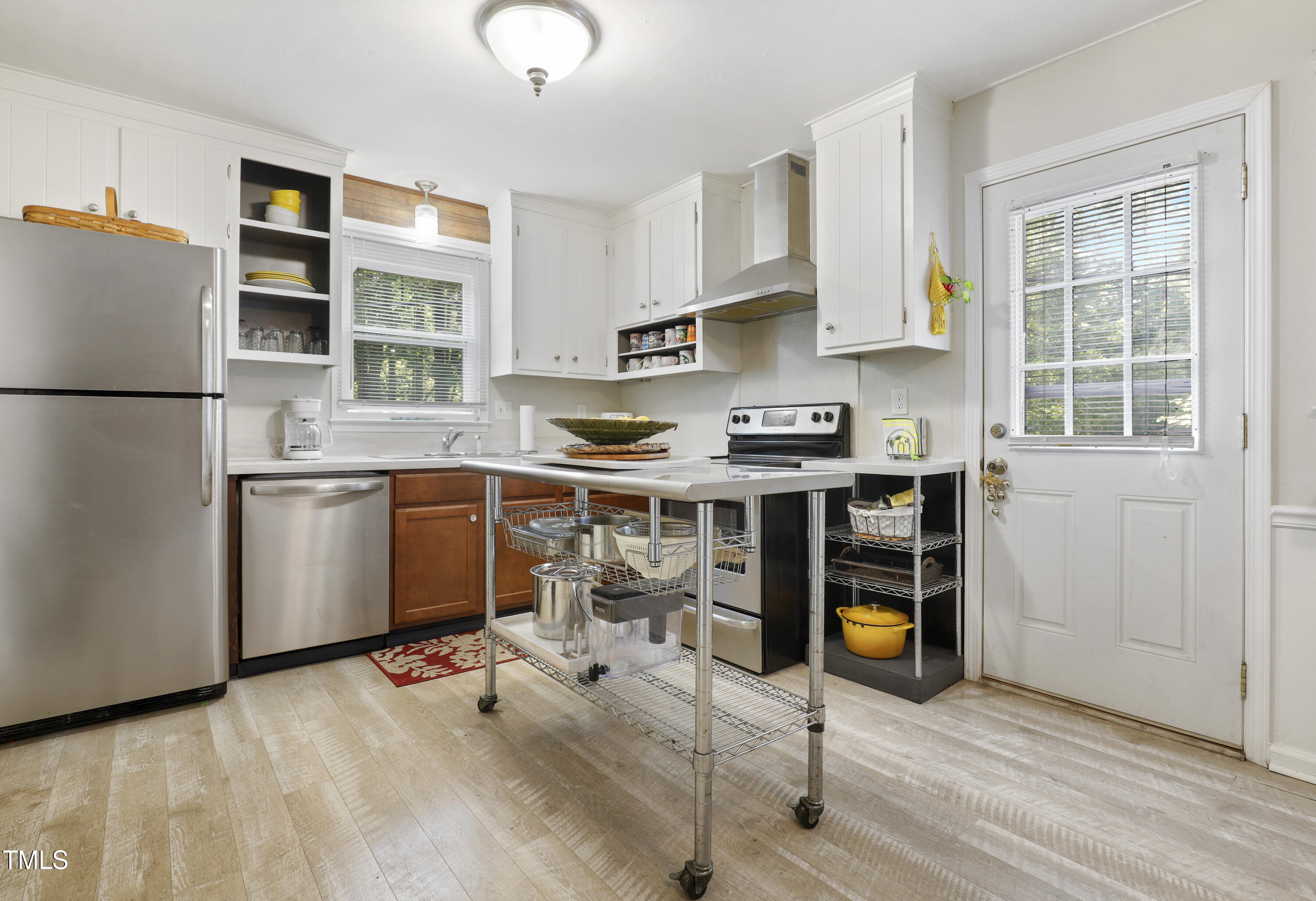 930 Jason Court