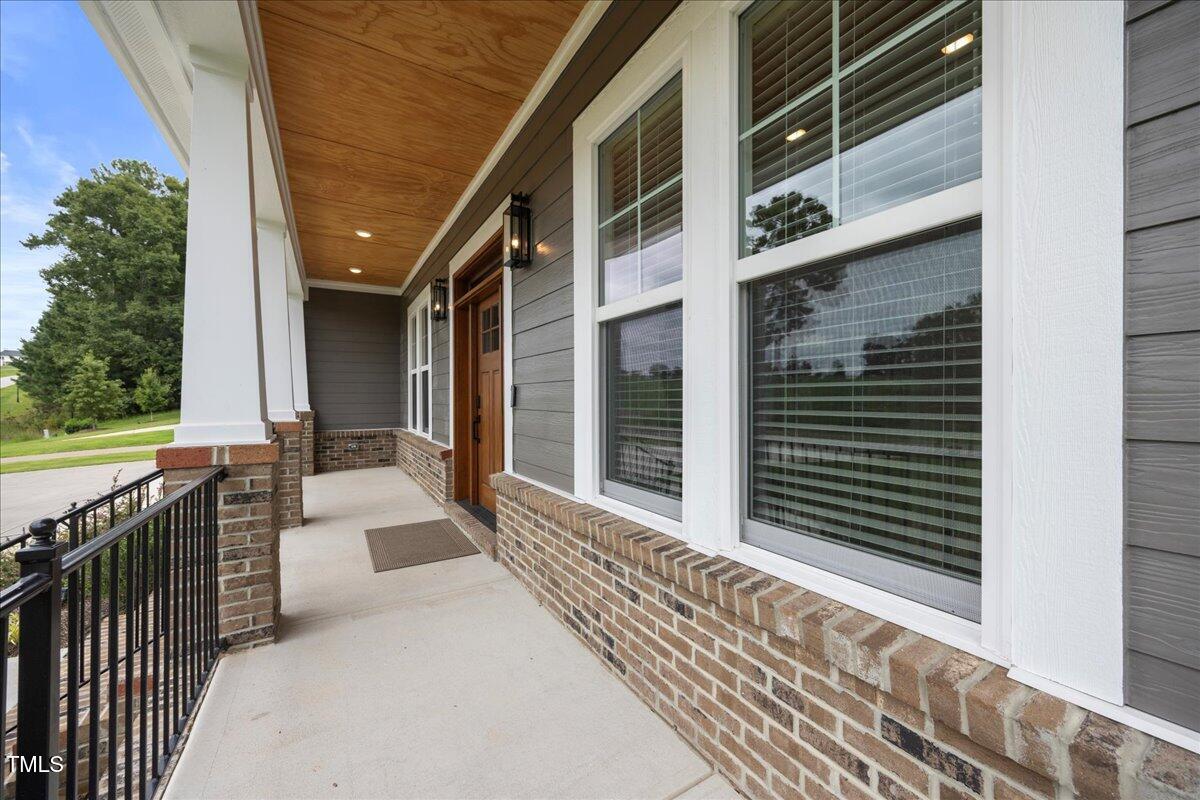 649 Riverwood Drive
