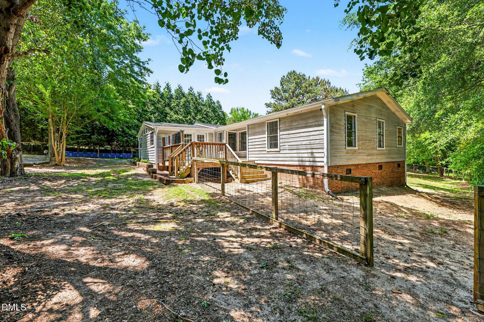 113 Happy Trails Drive