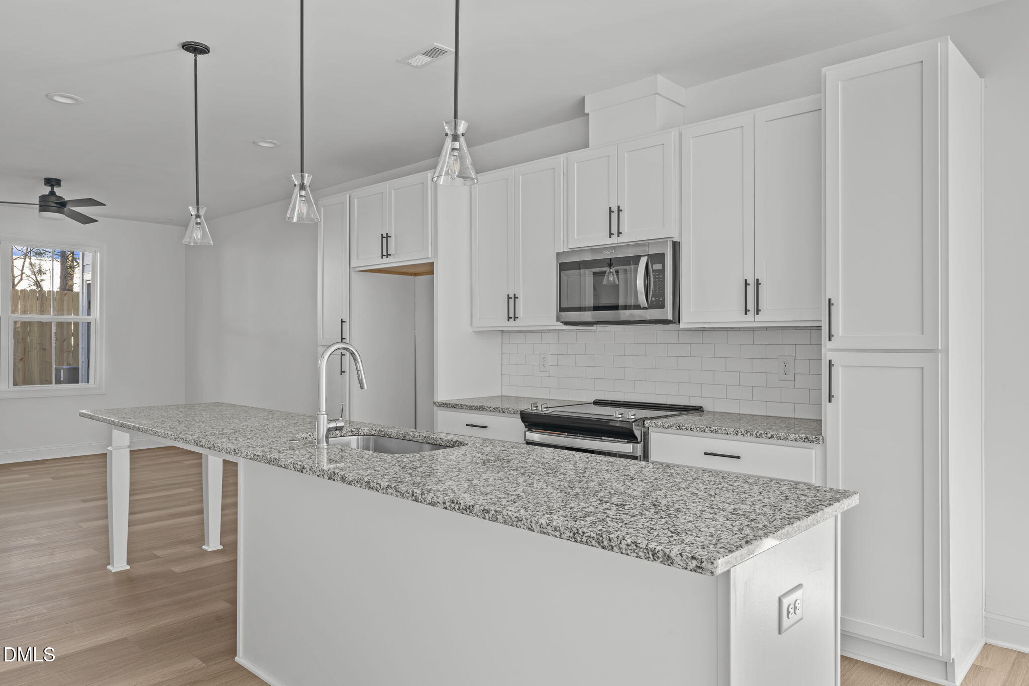 4821 Gossamer Lane 103