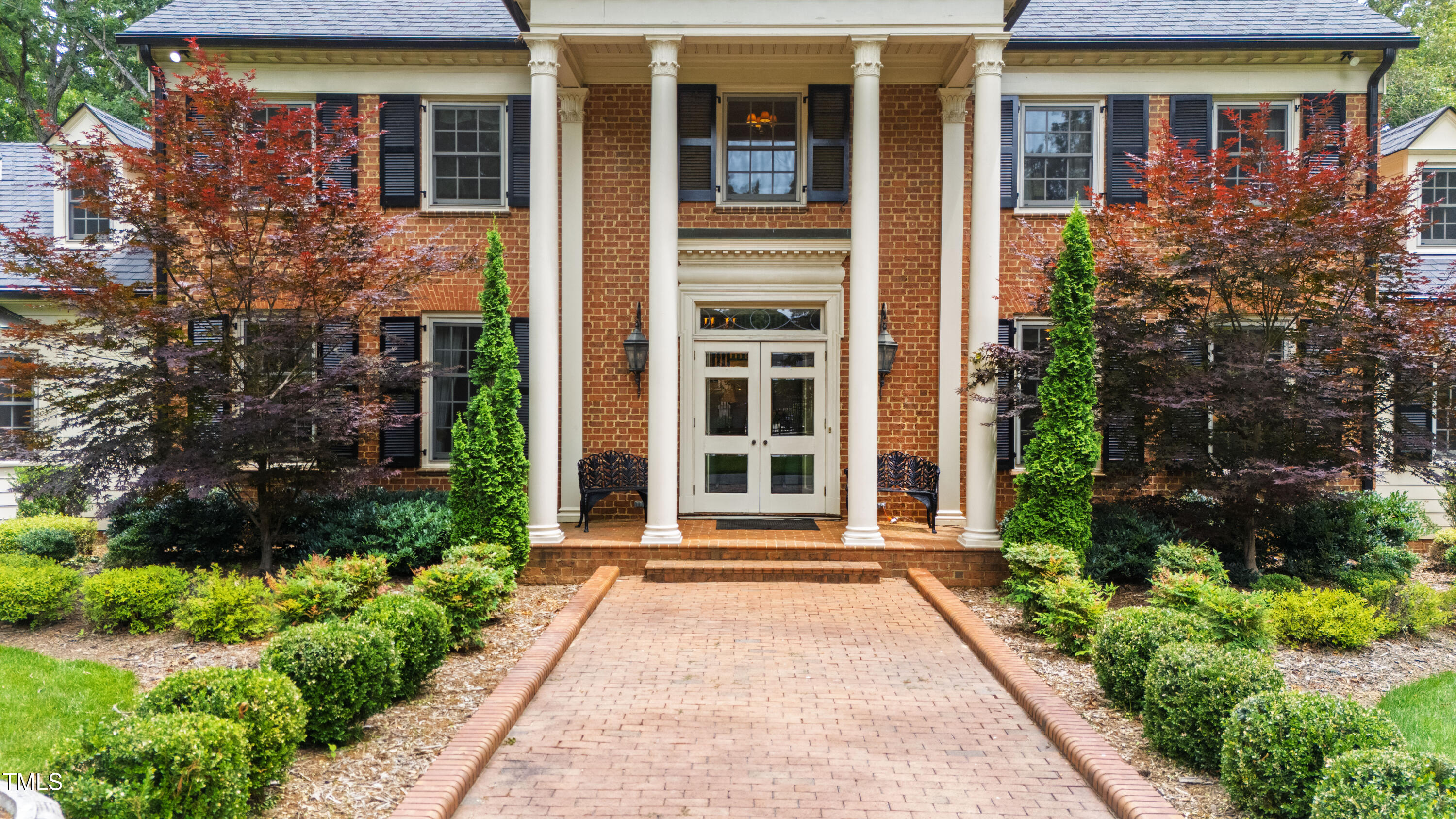 820 Kenmore Road