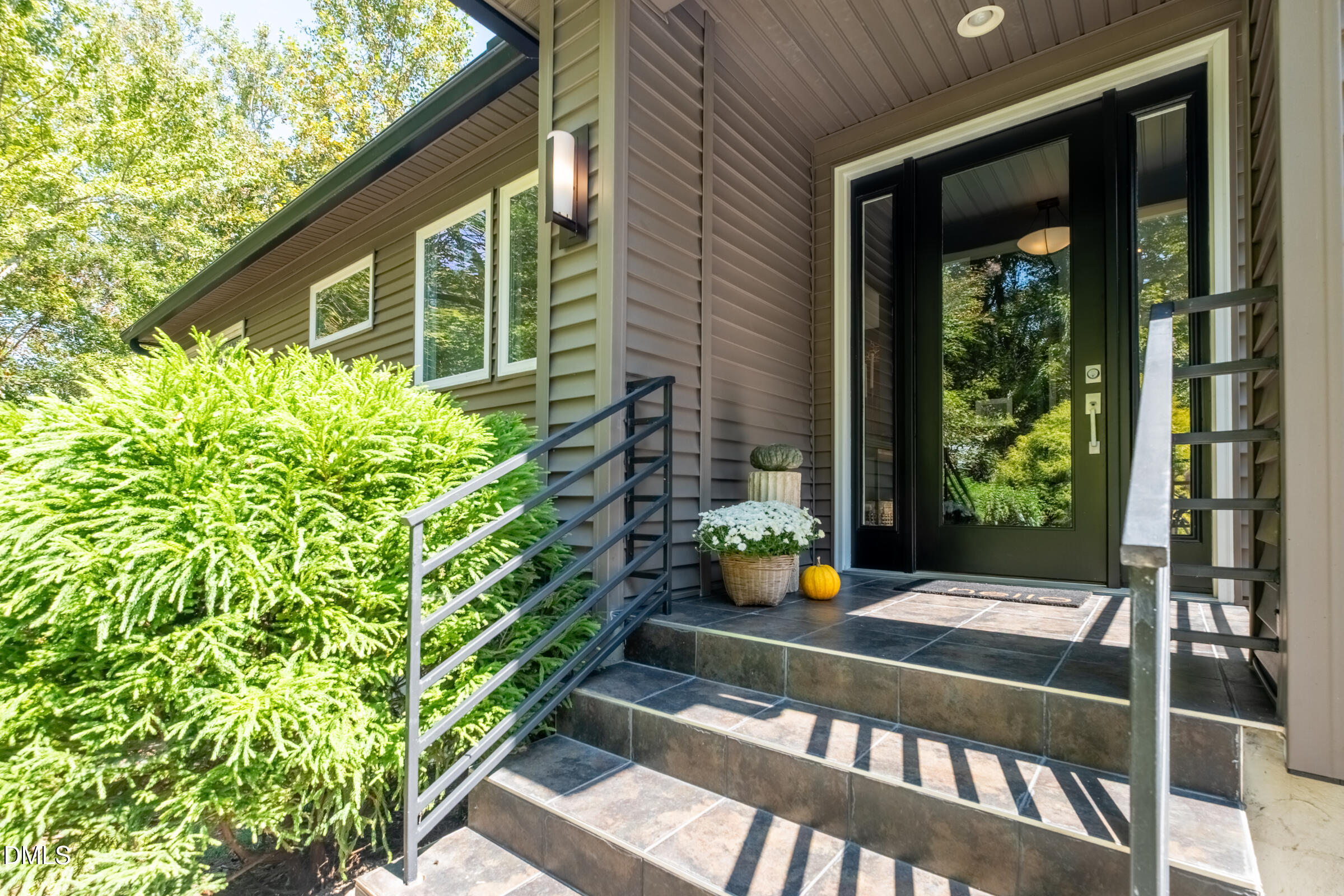 927 Woodham