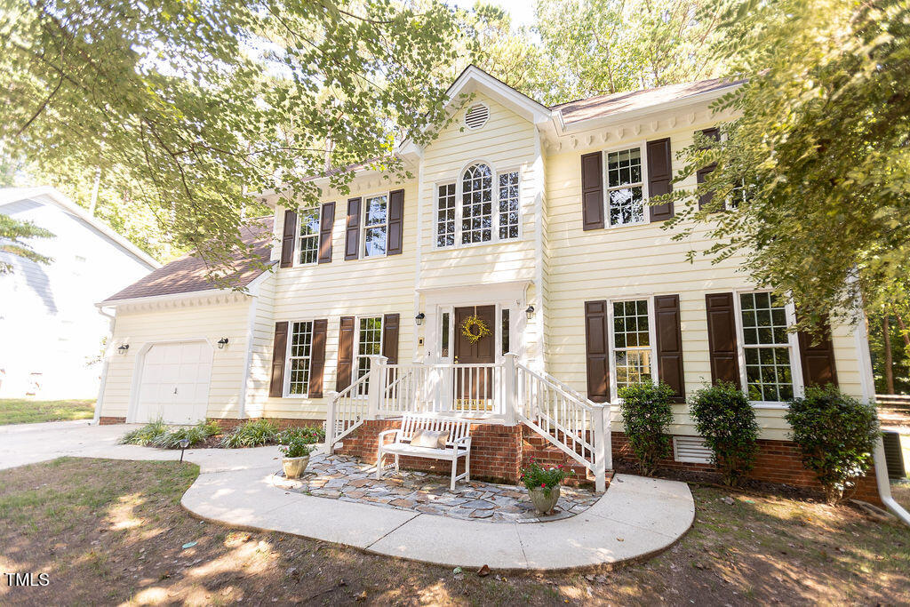 1032 Vestavia Woods Drive