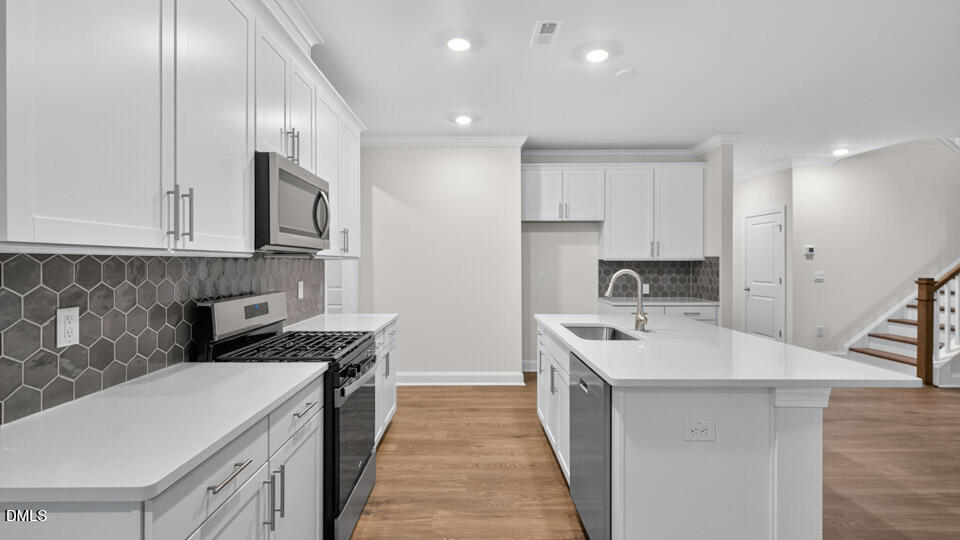 2232 Warbler Drive